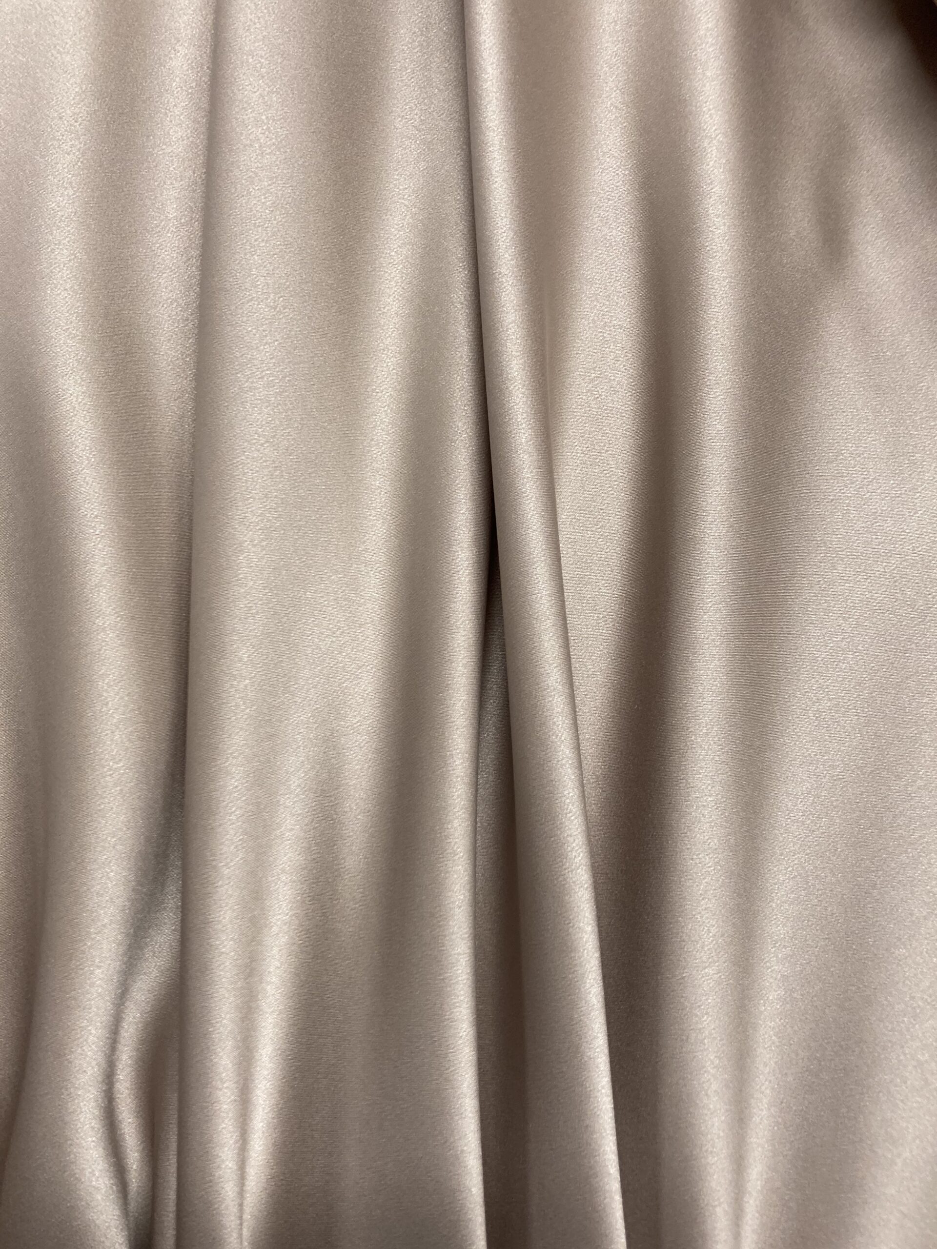 Crepe Satén Venecia camel**