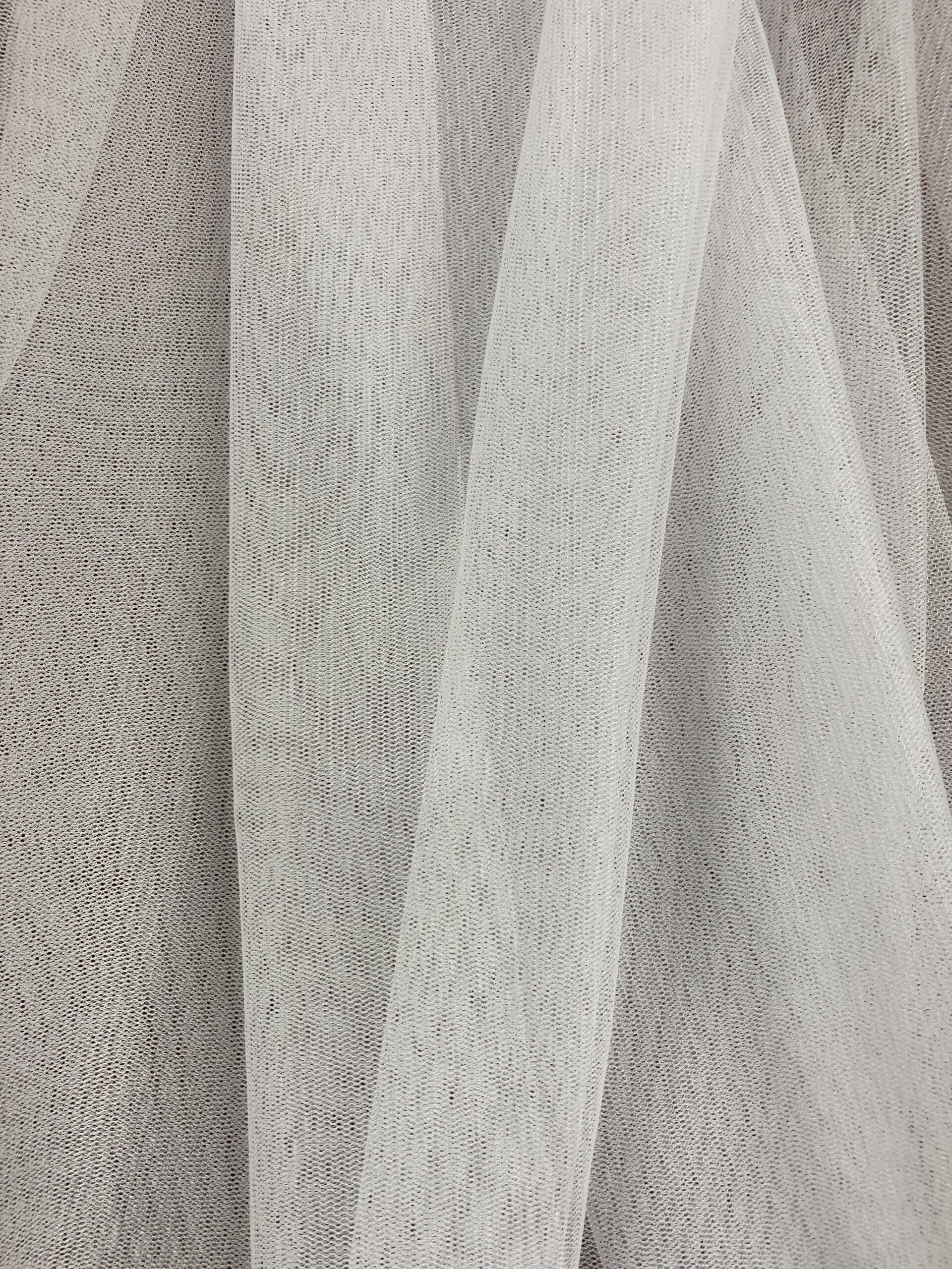 Tul Suave Caído Blanco