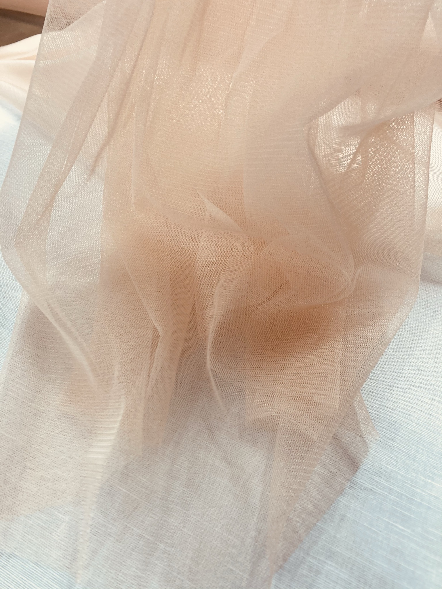 Tul Suave Caído Salmon Claro