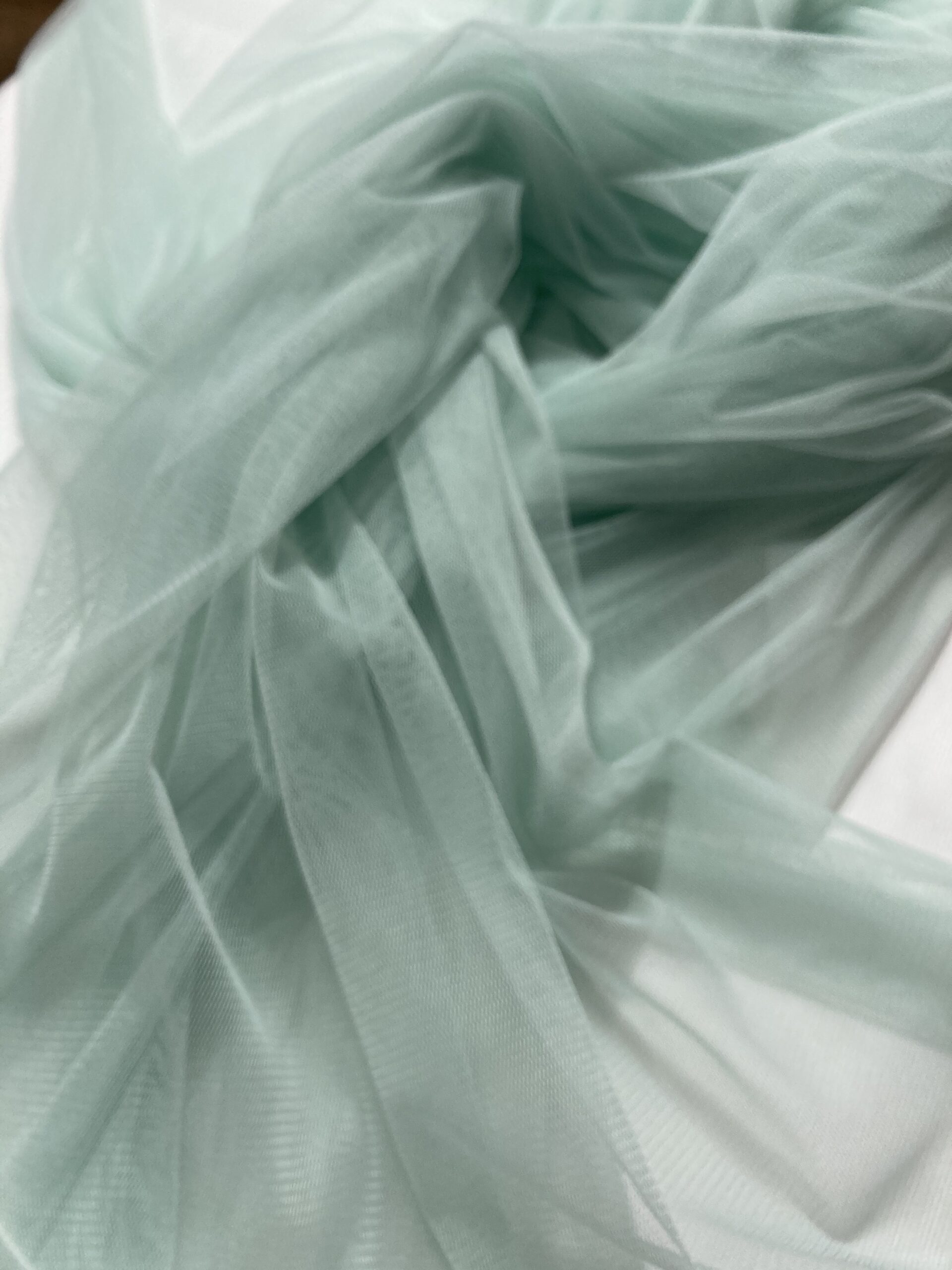 Tul Suave Caído Verde Mint Empolvado