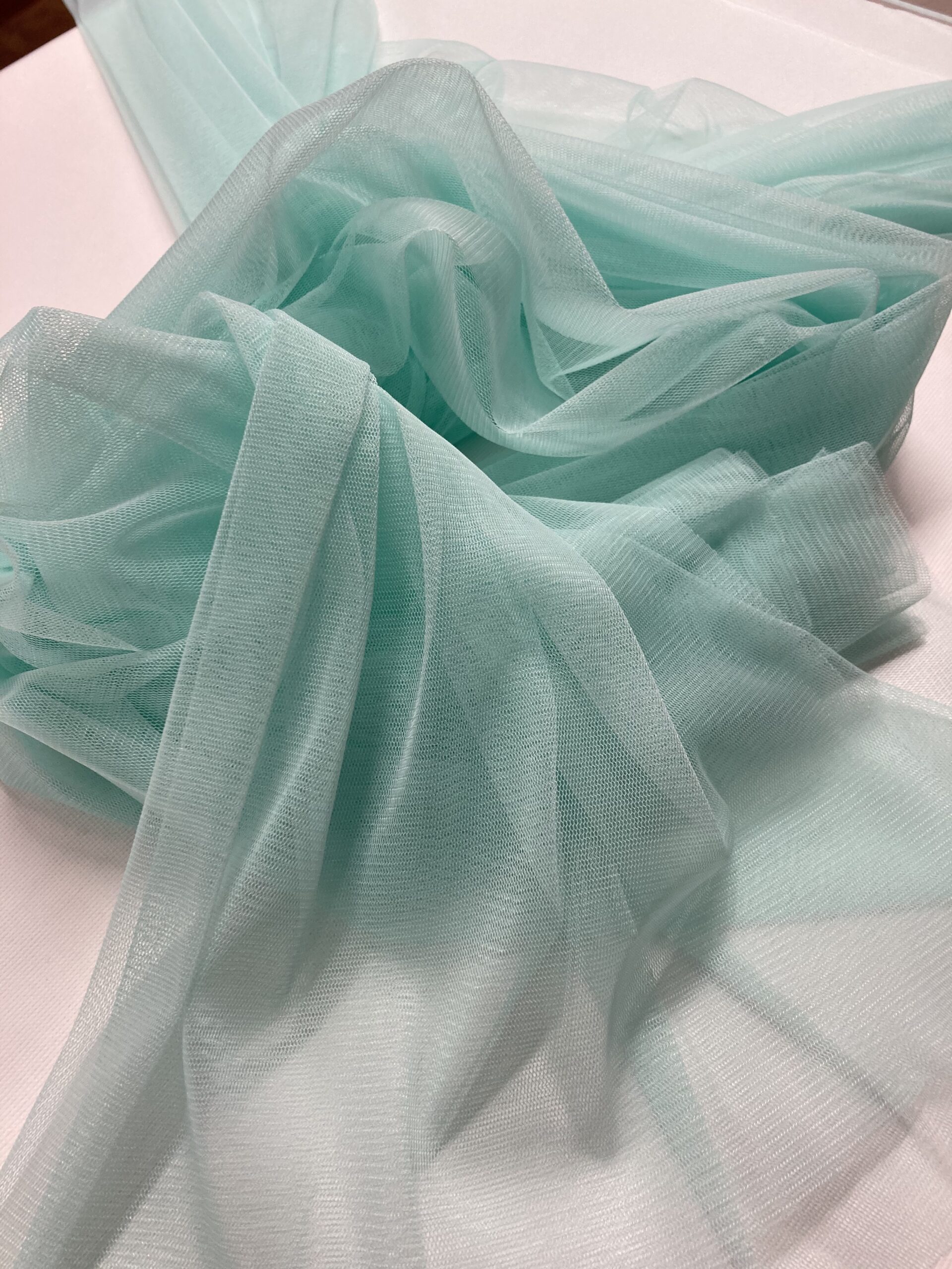 Tul Suave Caído Verde Agua Claro