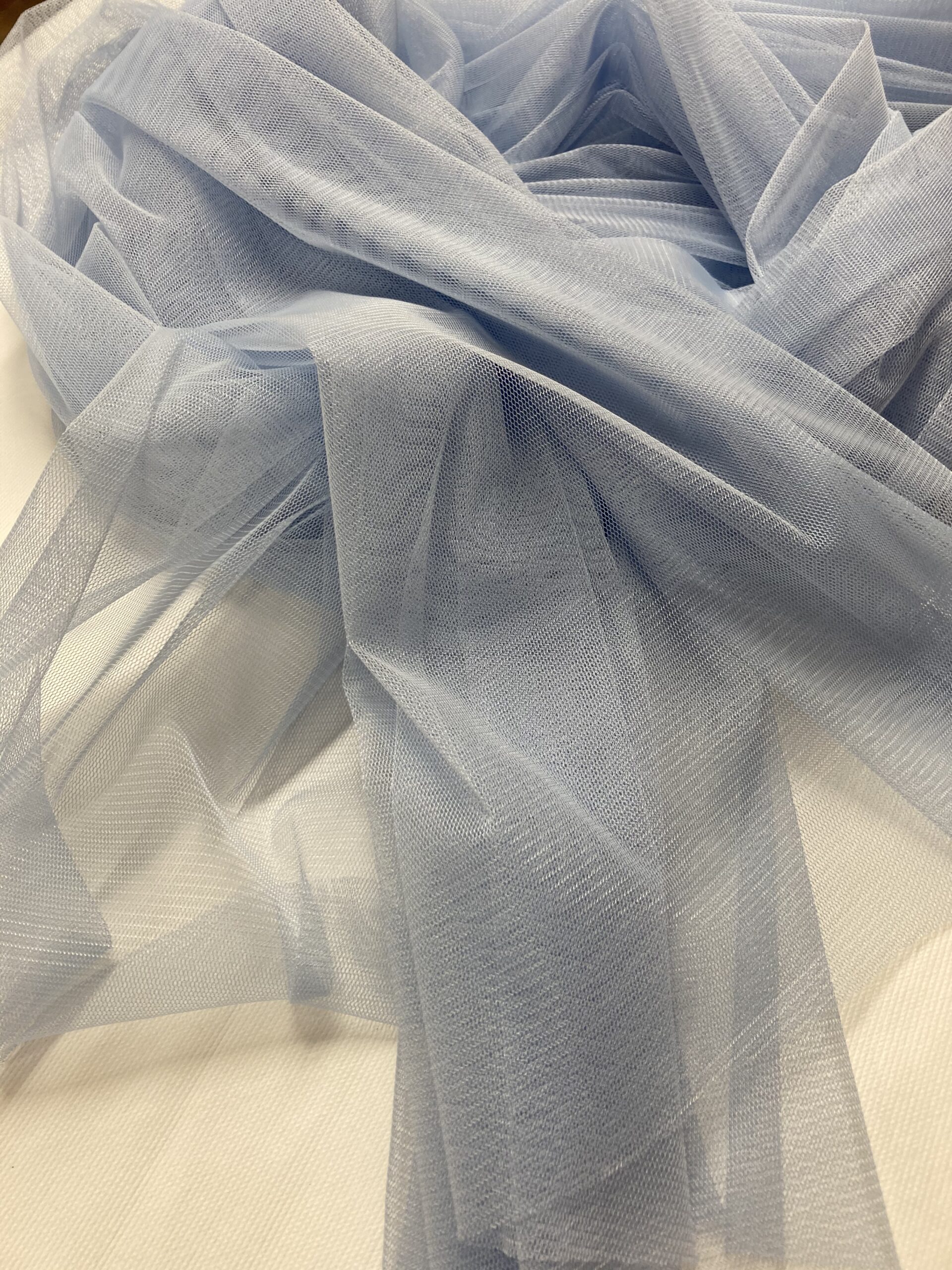 Tul Suave Caído Celeste