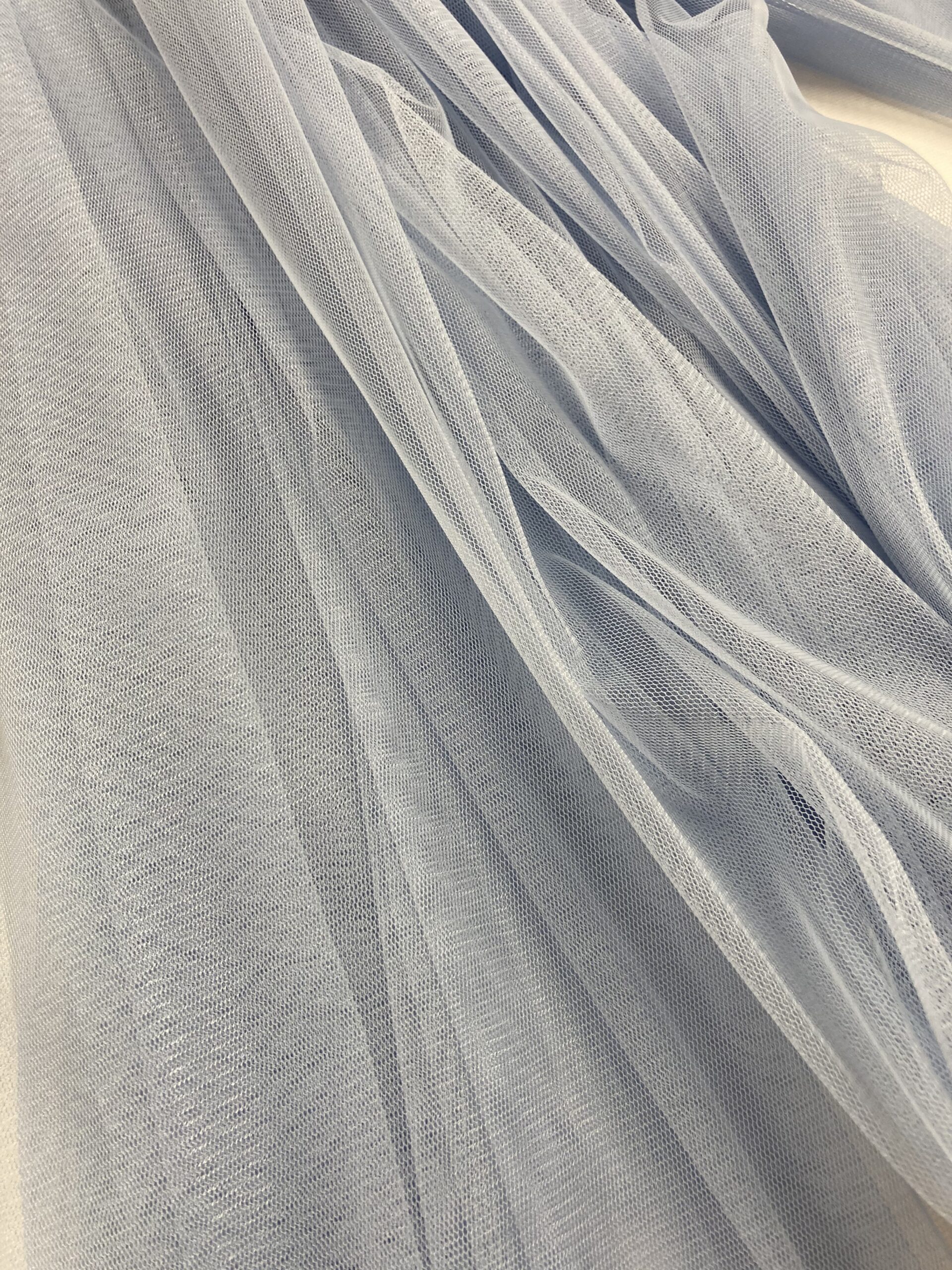 Tul Suave Caído Celeste