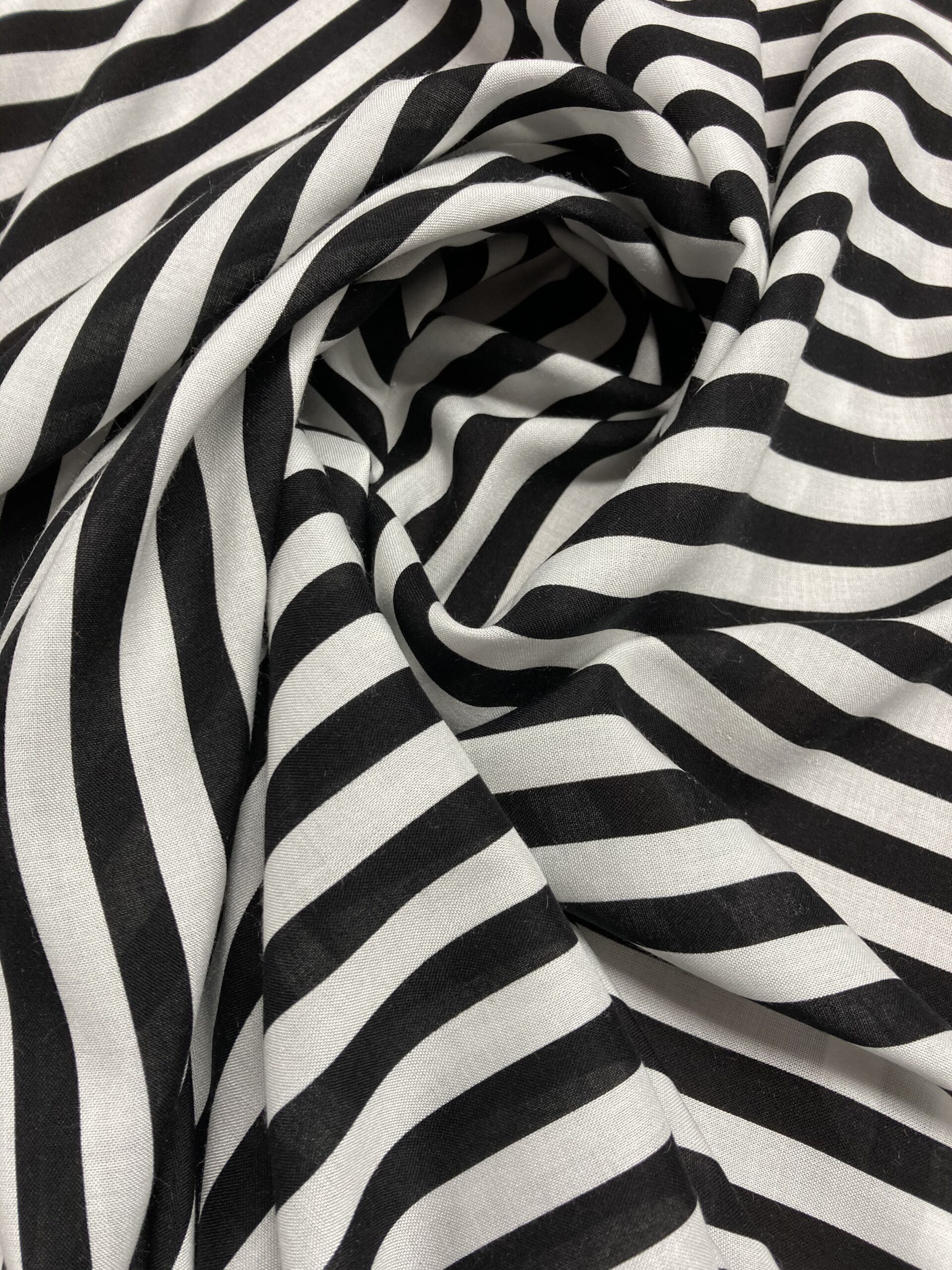 Viscosa Blanco/Negro