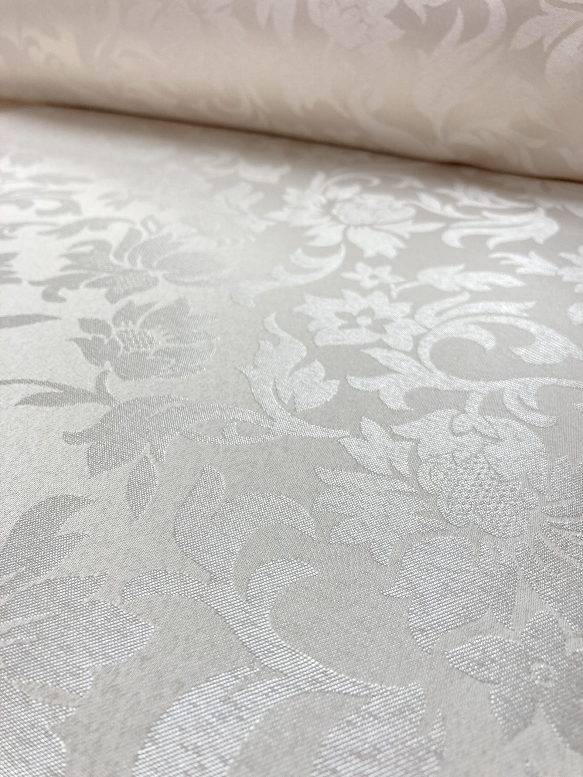 Damasco flores marfil**