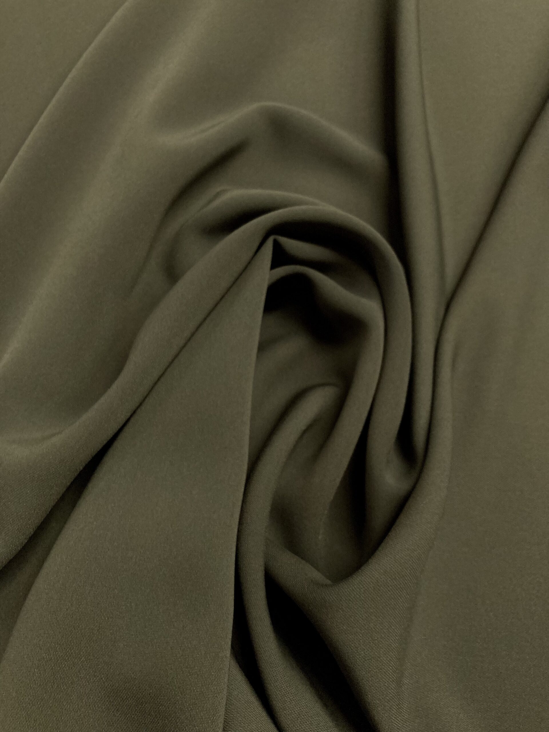 Crepé Dama verde botella