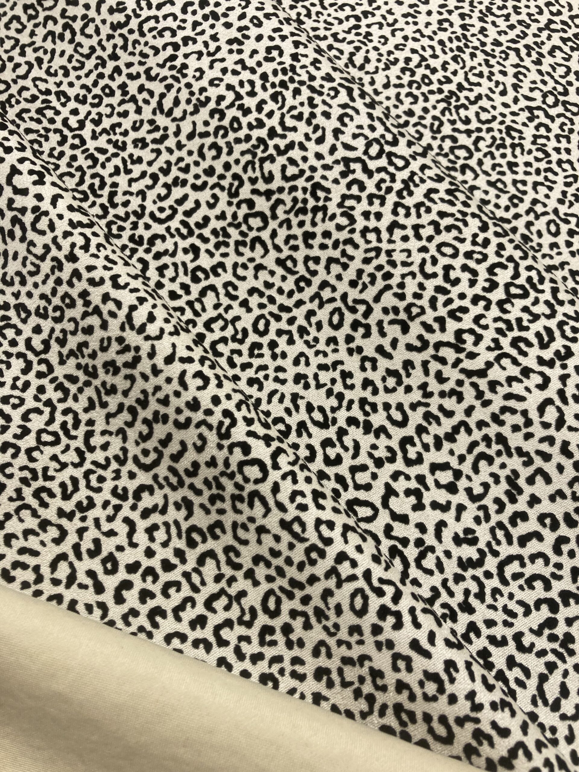 Ante flocado leopardo