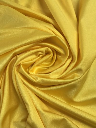 Lycra amarilla