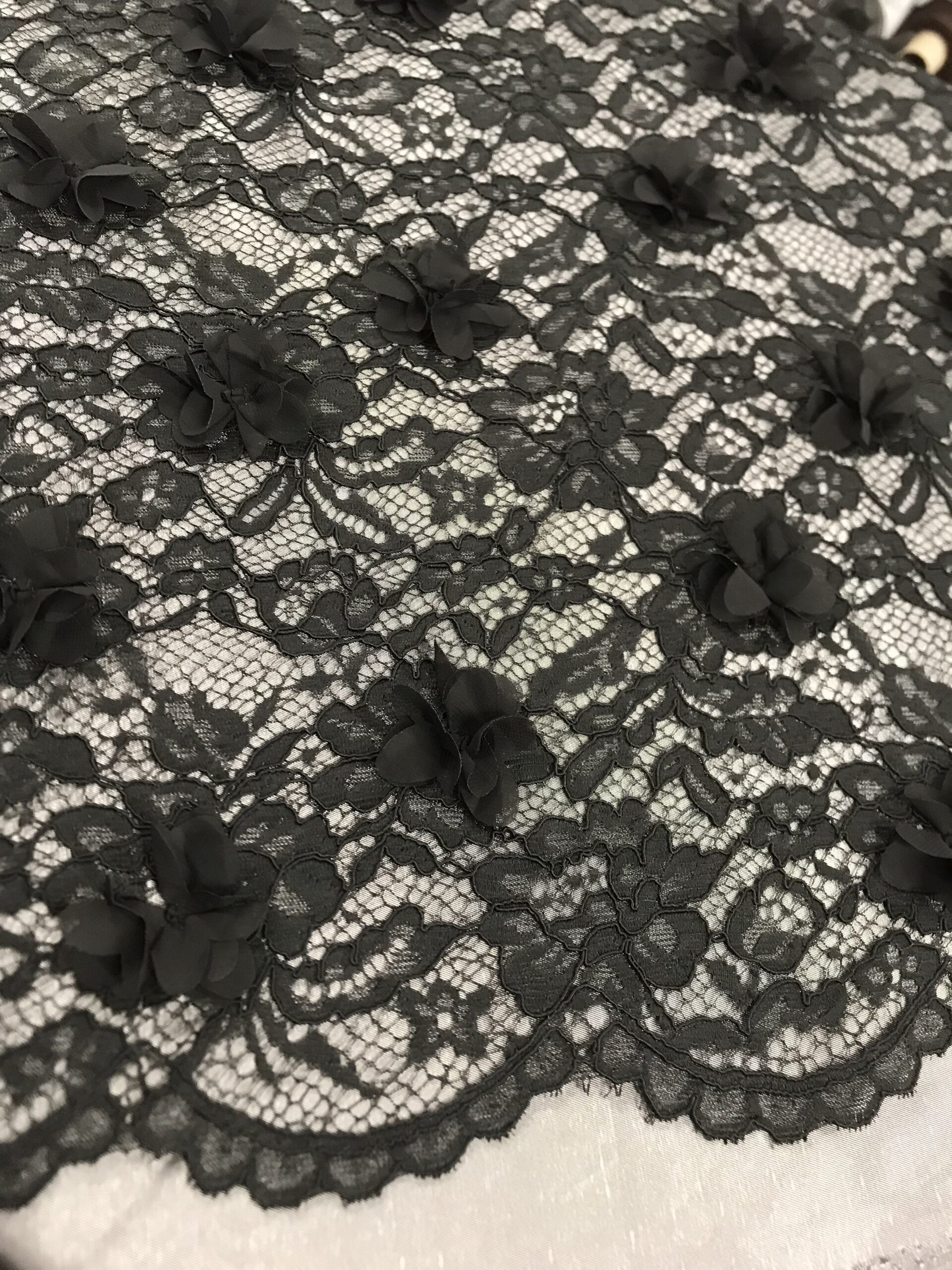 Encaje negro,aplique flor gasa