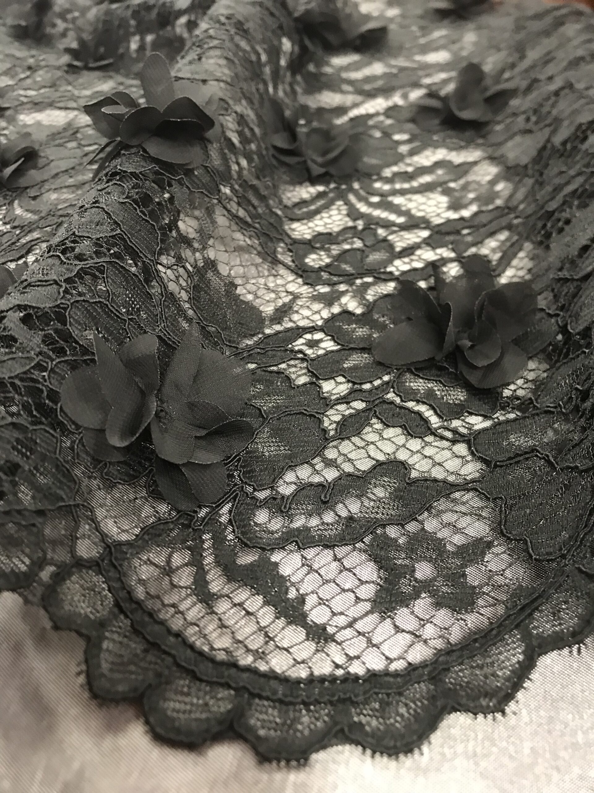 Encaje negro,aplique flor gasa