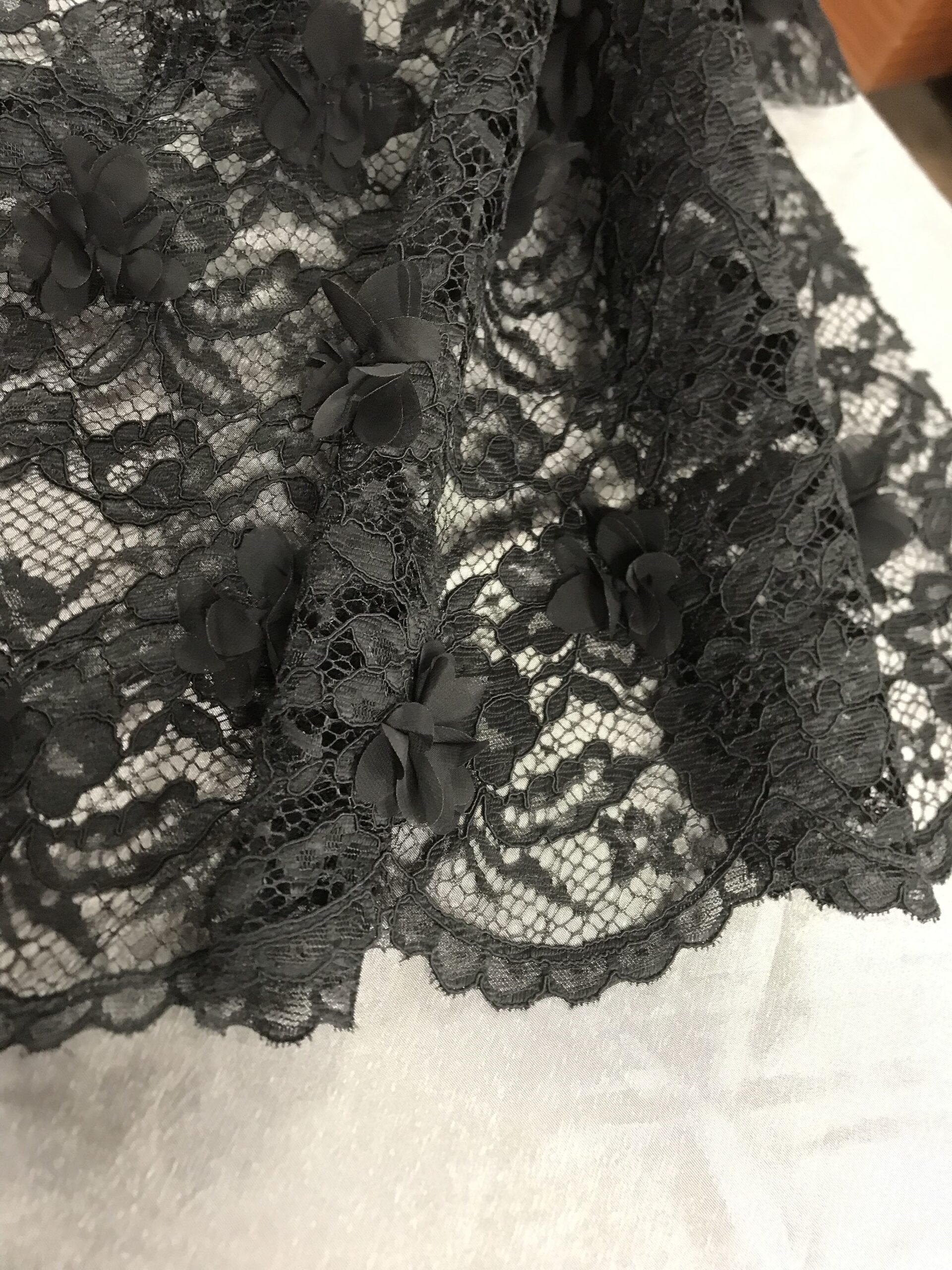 Encaje negro,aplique flor gasa