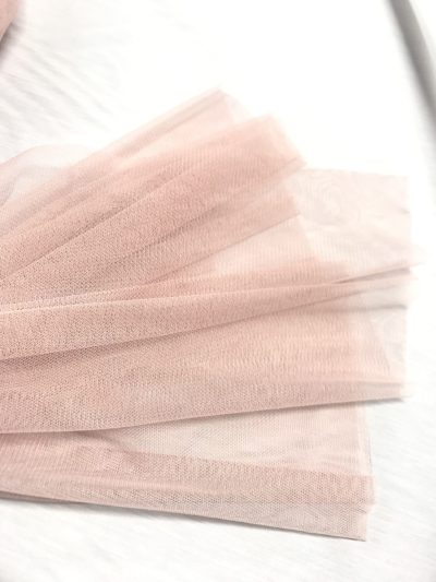 Tul Suave Caído Maquillaje empolvado