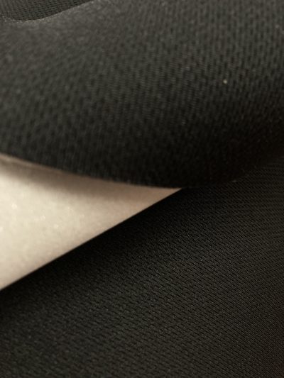 Punto foamizado techo coche negro