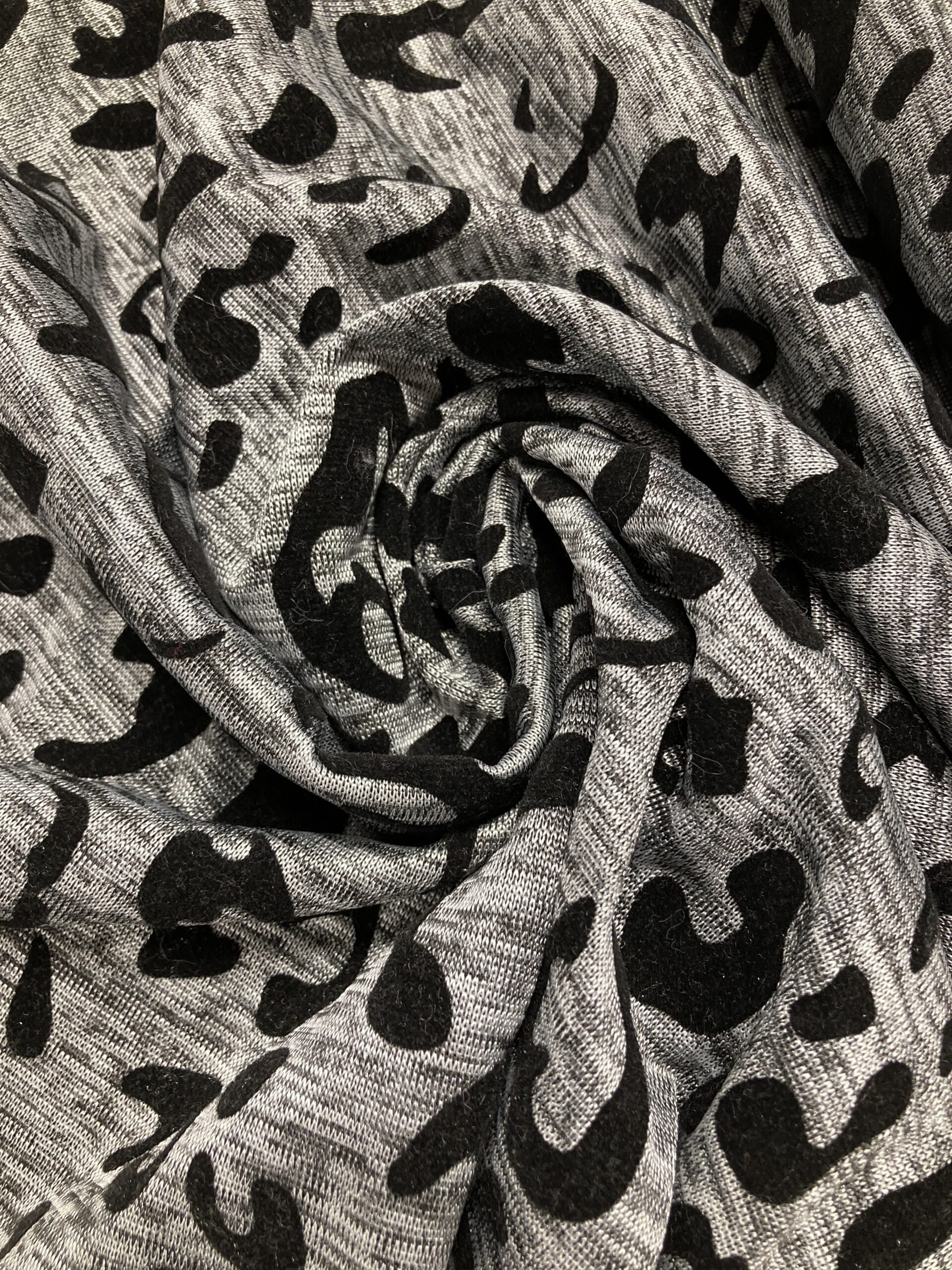 Punto print leopardo negro