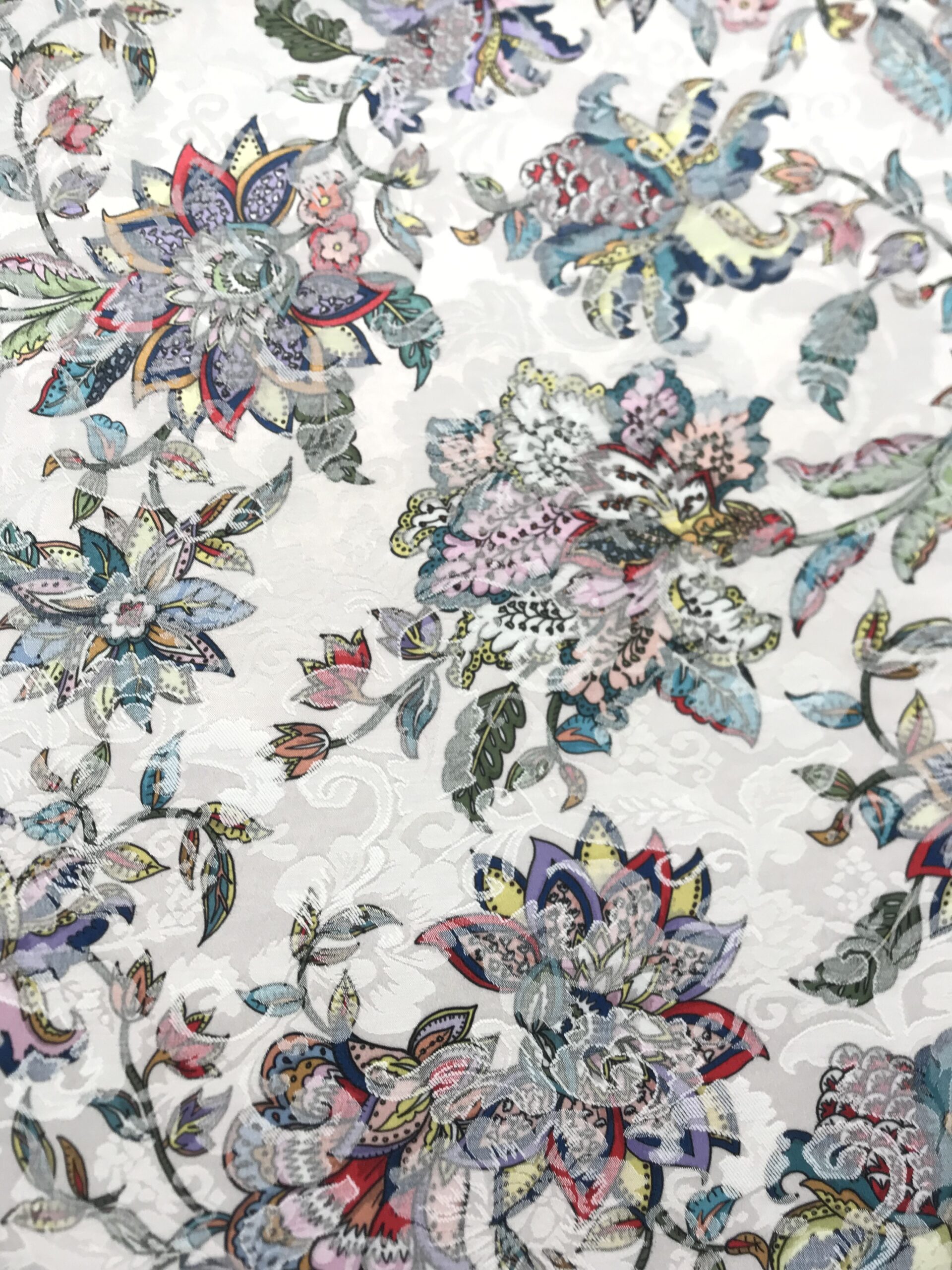 Jacquard estampado flores multicolor