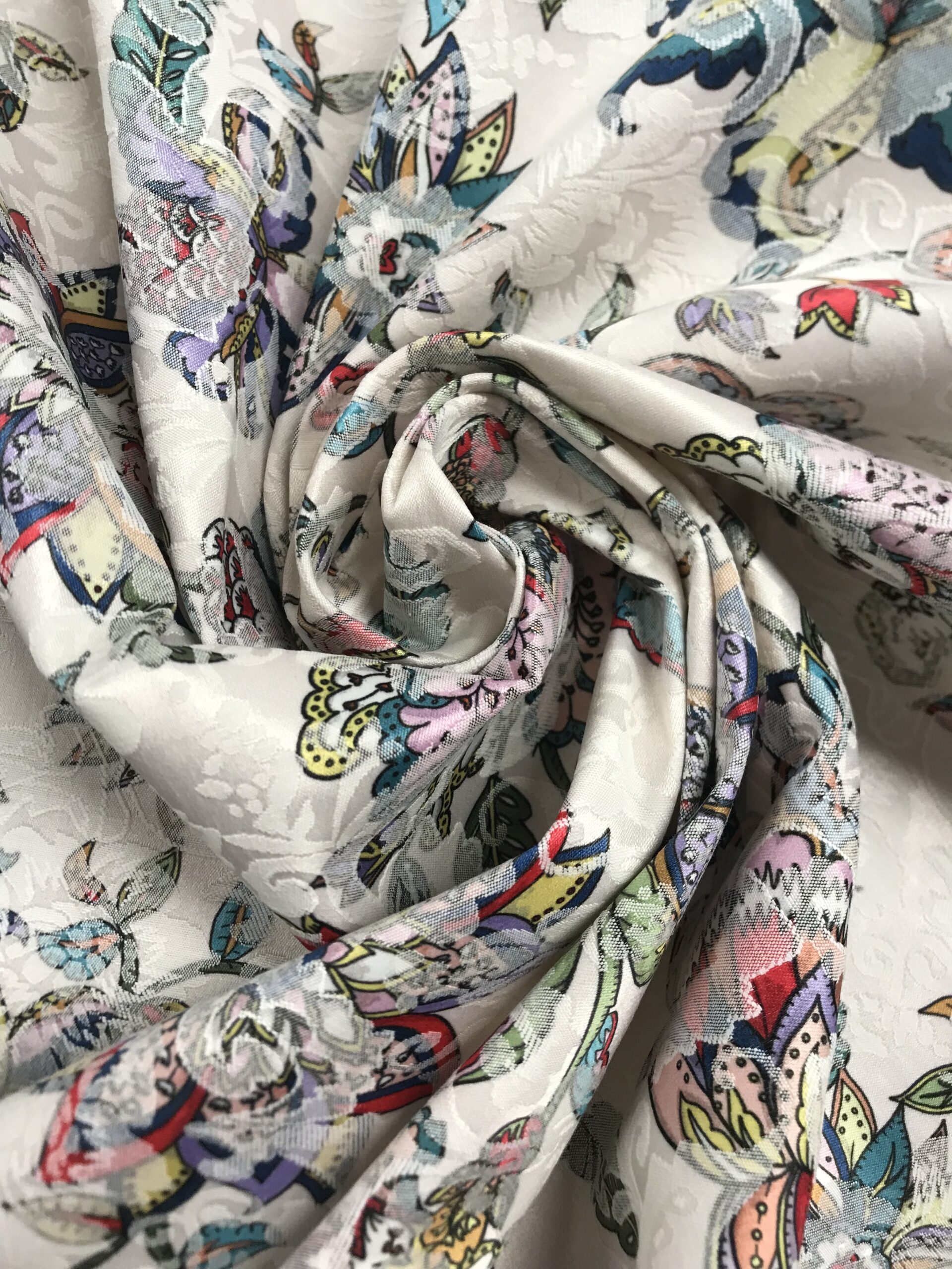 Jacquard estampado flores multicolor