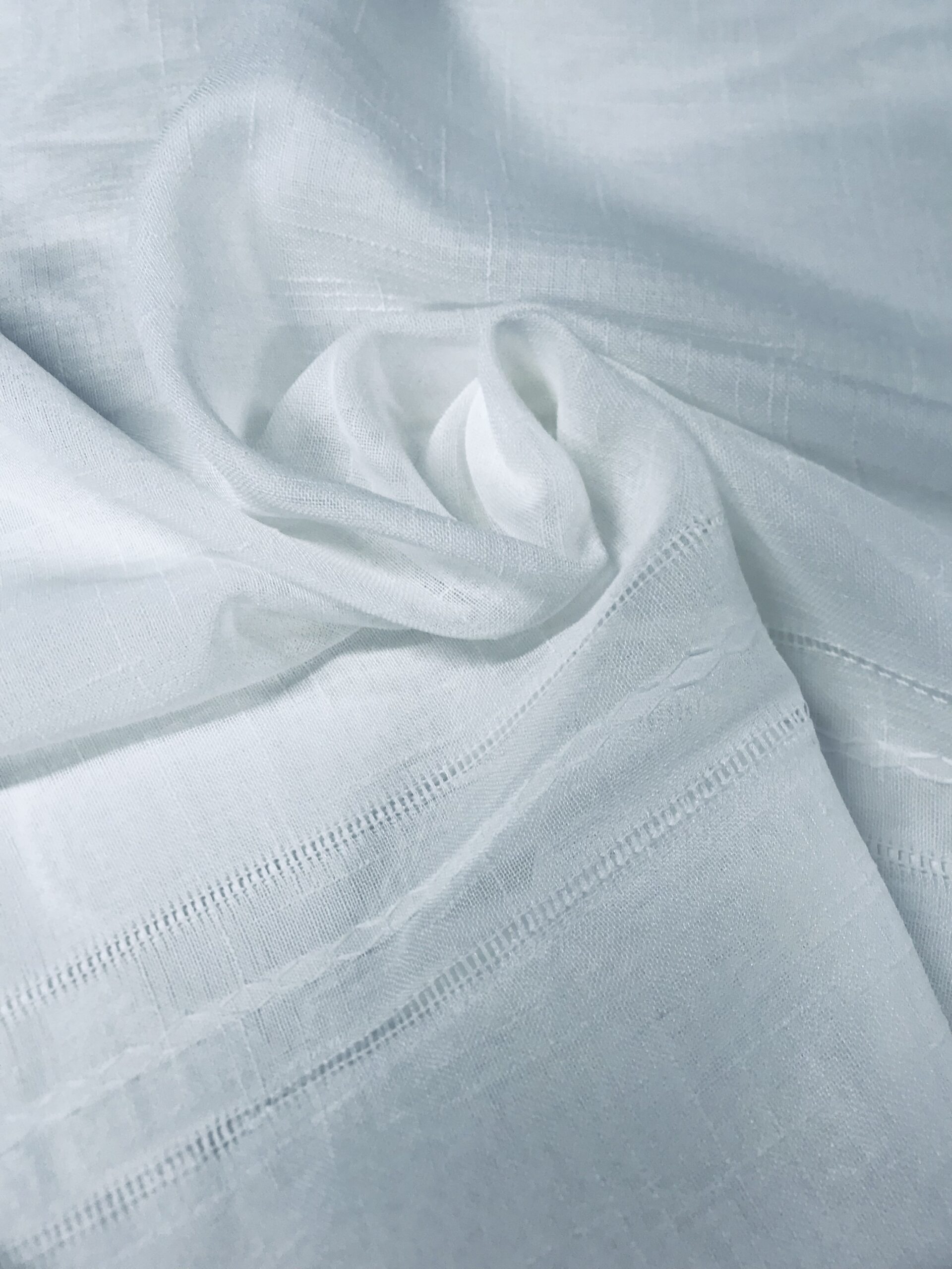 Visillo trama blanco bajo doble*