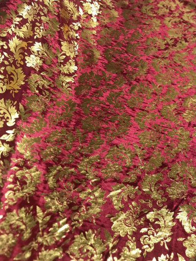 Martelé burdeos con pan de oro