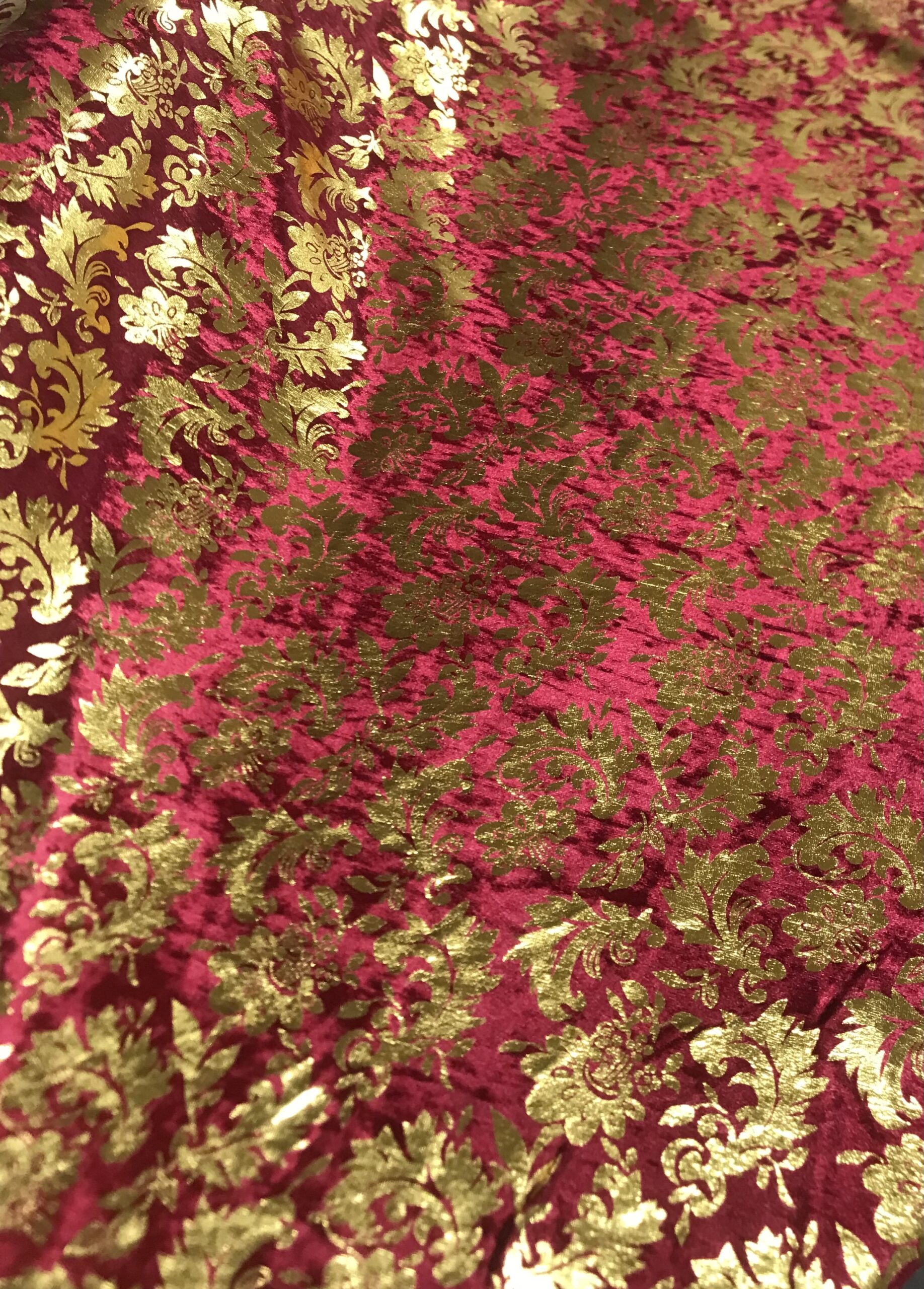 Martelé burdeos con pan de oro