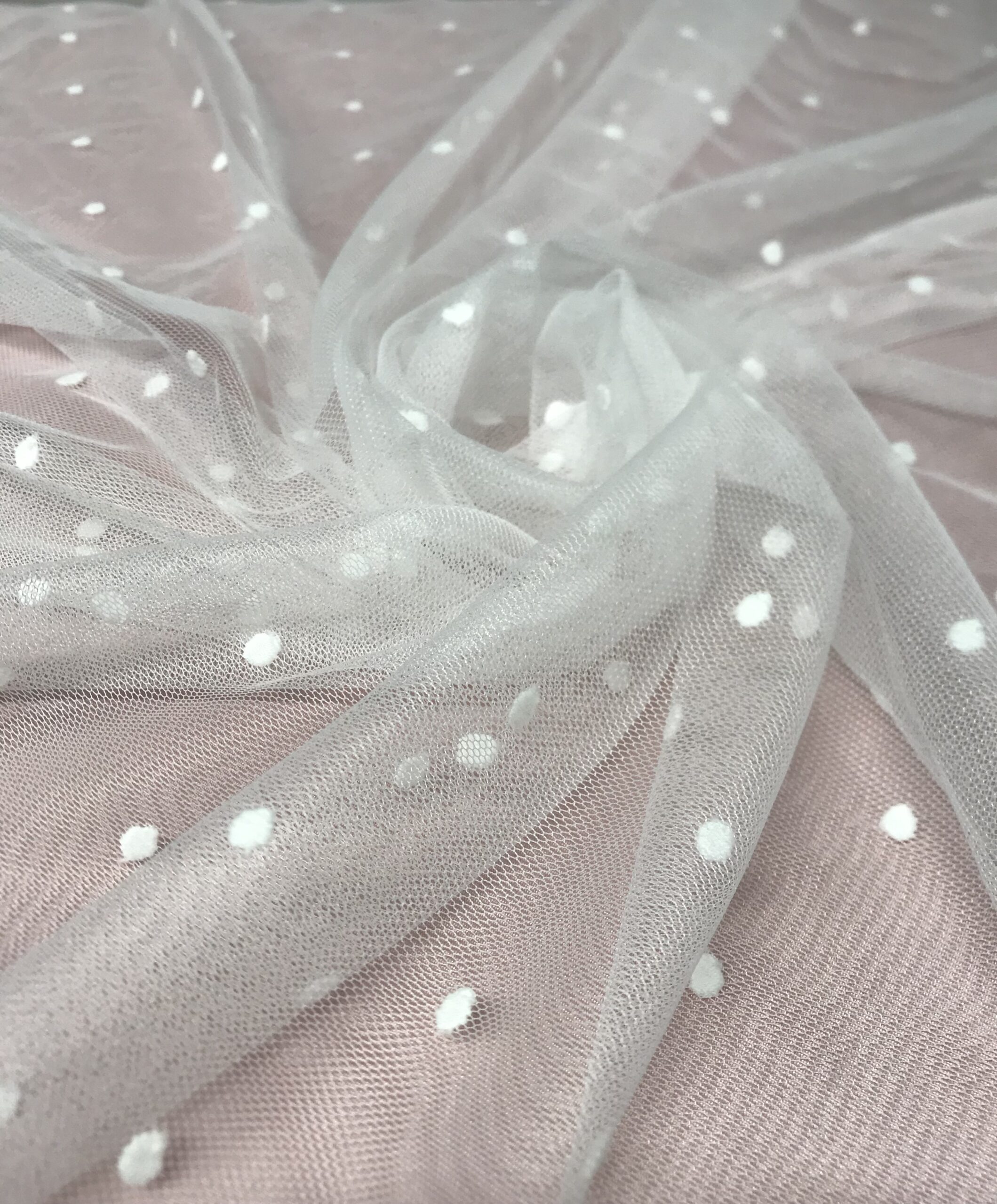 Tul bordado plumeti beig