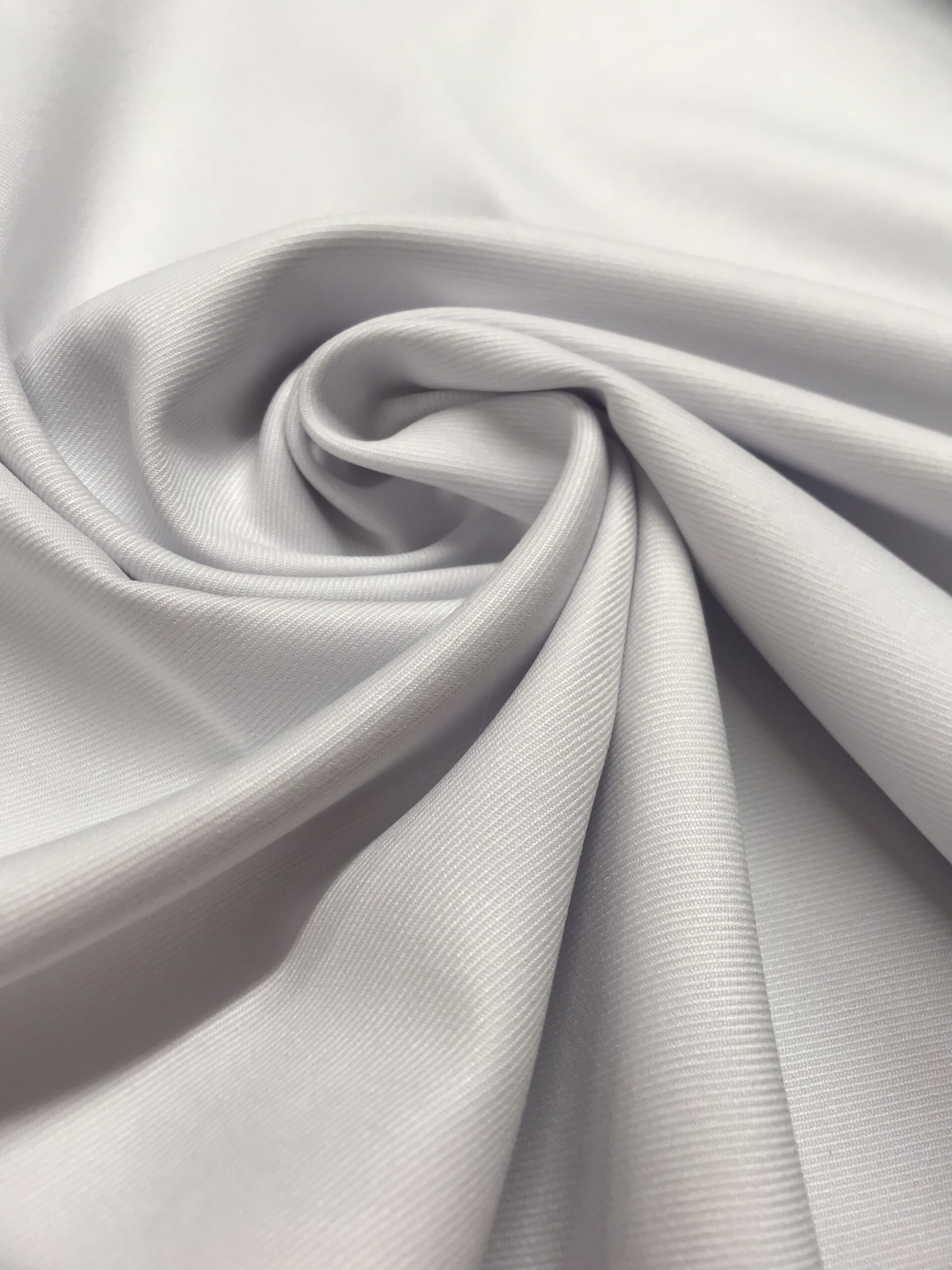 Sarga hábito blanca