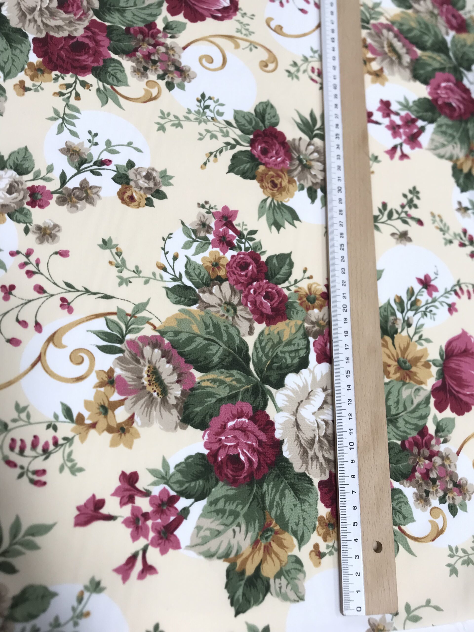 Popelín Flamenca Beig flores