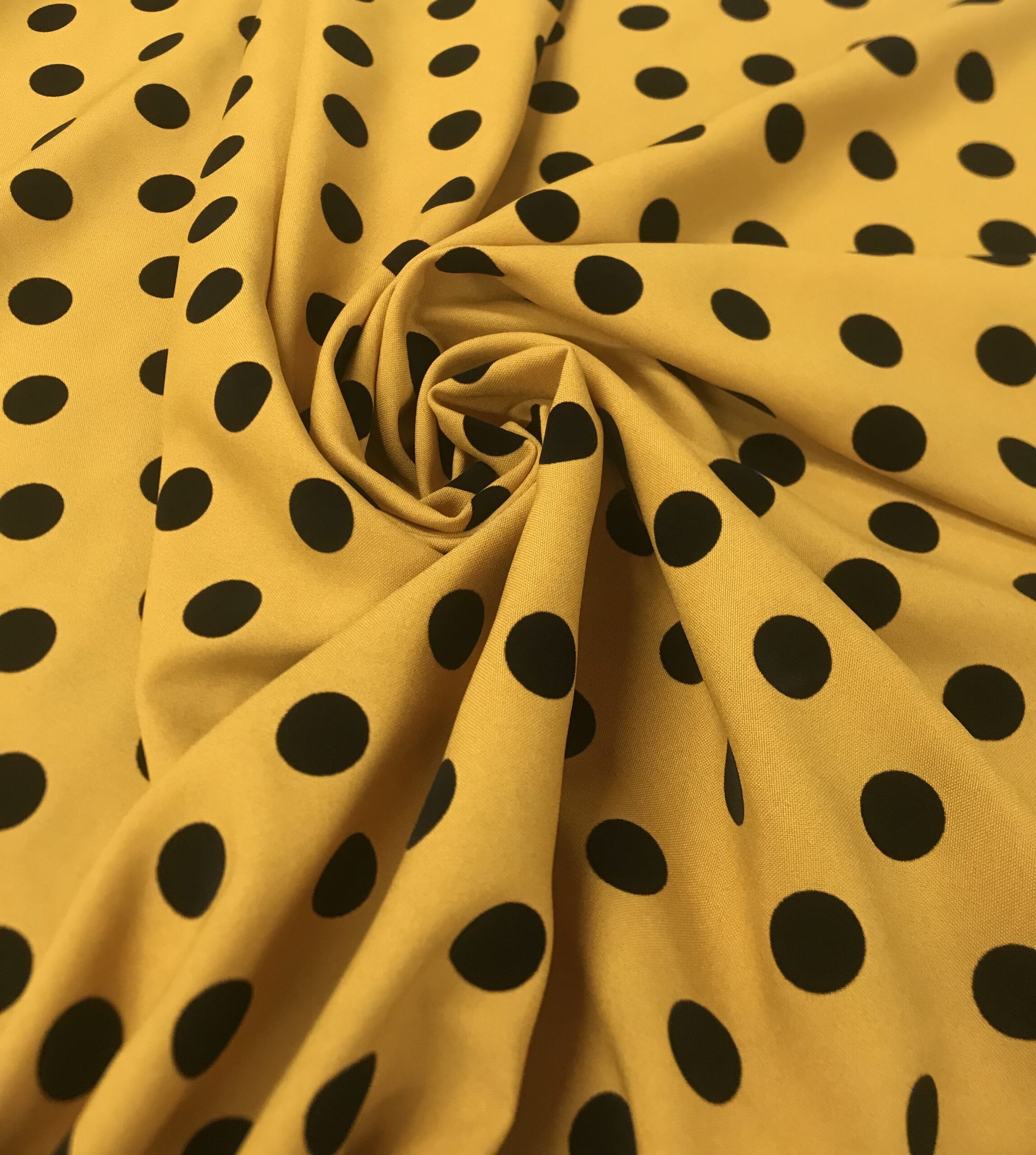 Strech lunar flocado terciopelo mostaza