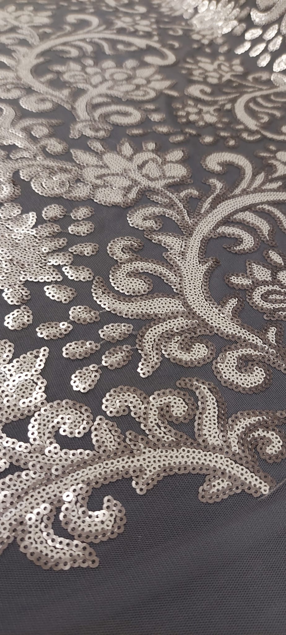 Tul fantasía bordado lentejuela gris