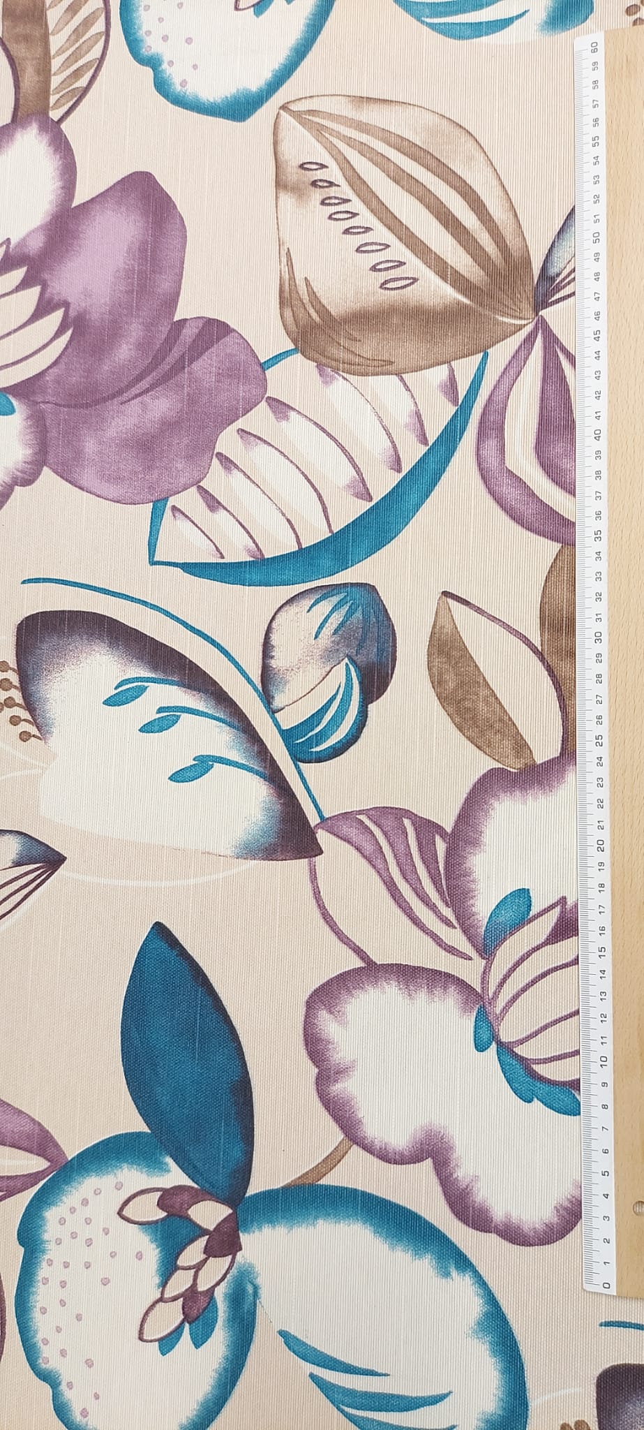 Mantelería Anti-Manchas Resinada beige flor morada/petróleo