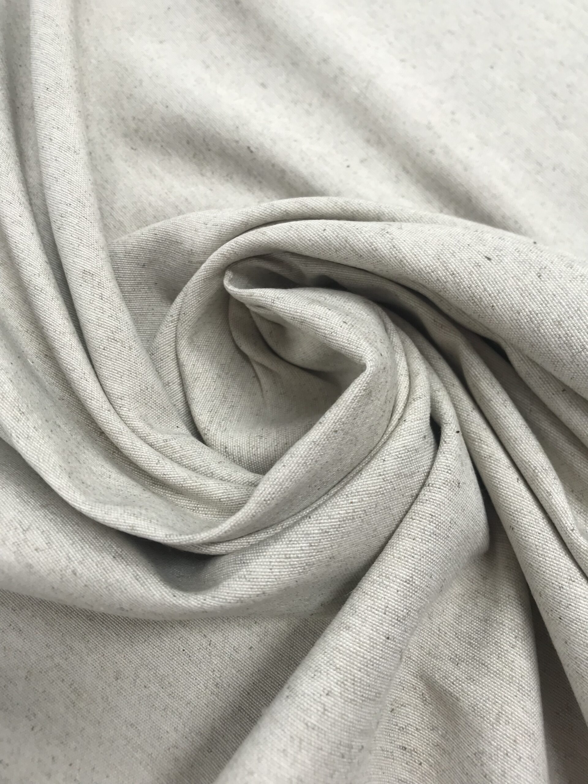 Loneta lisa tintada lino