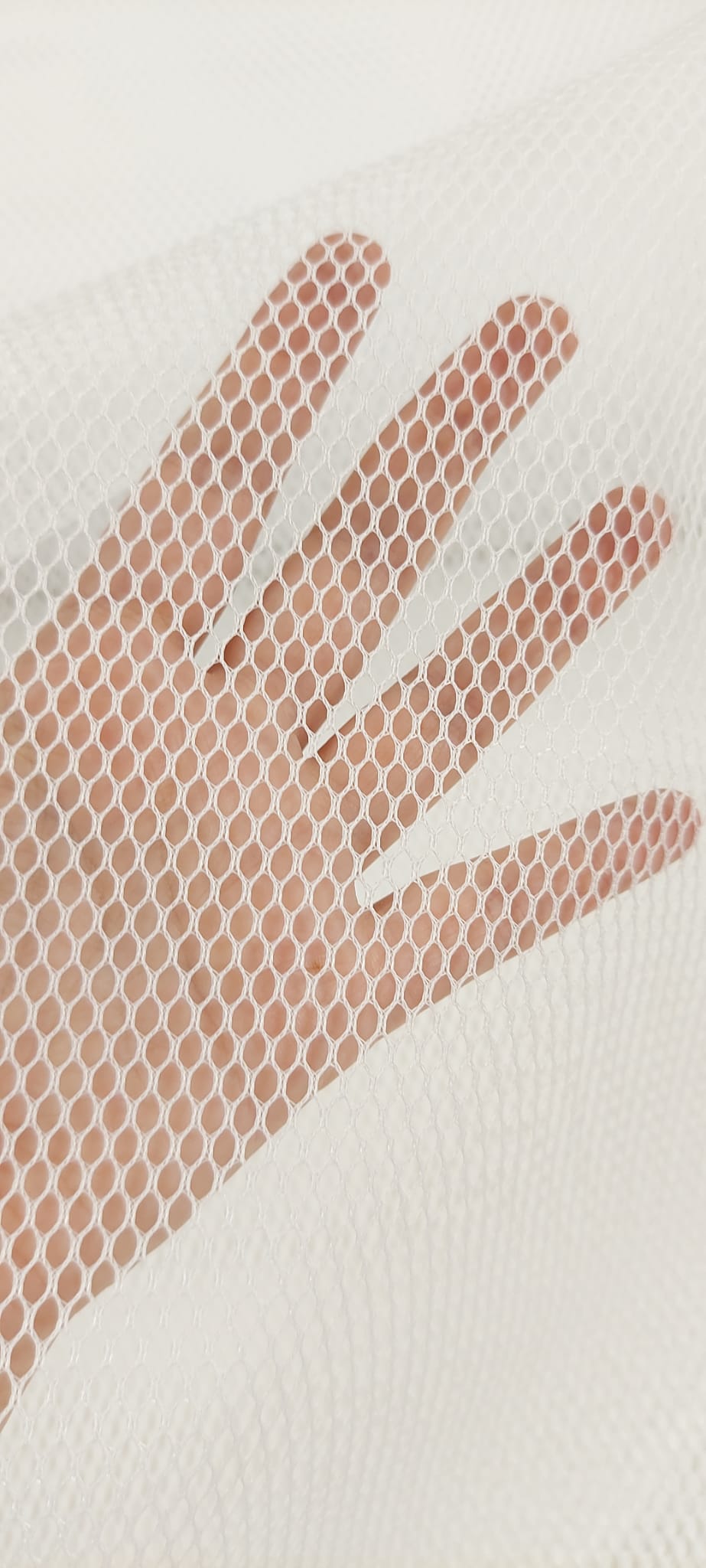 Malla o rejilla MESH blanca