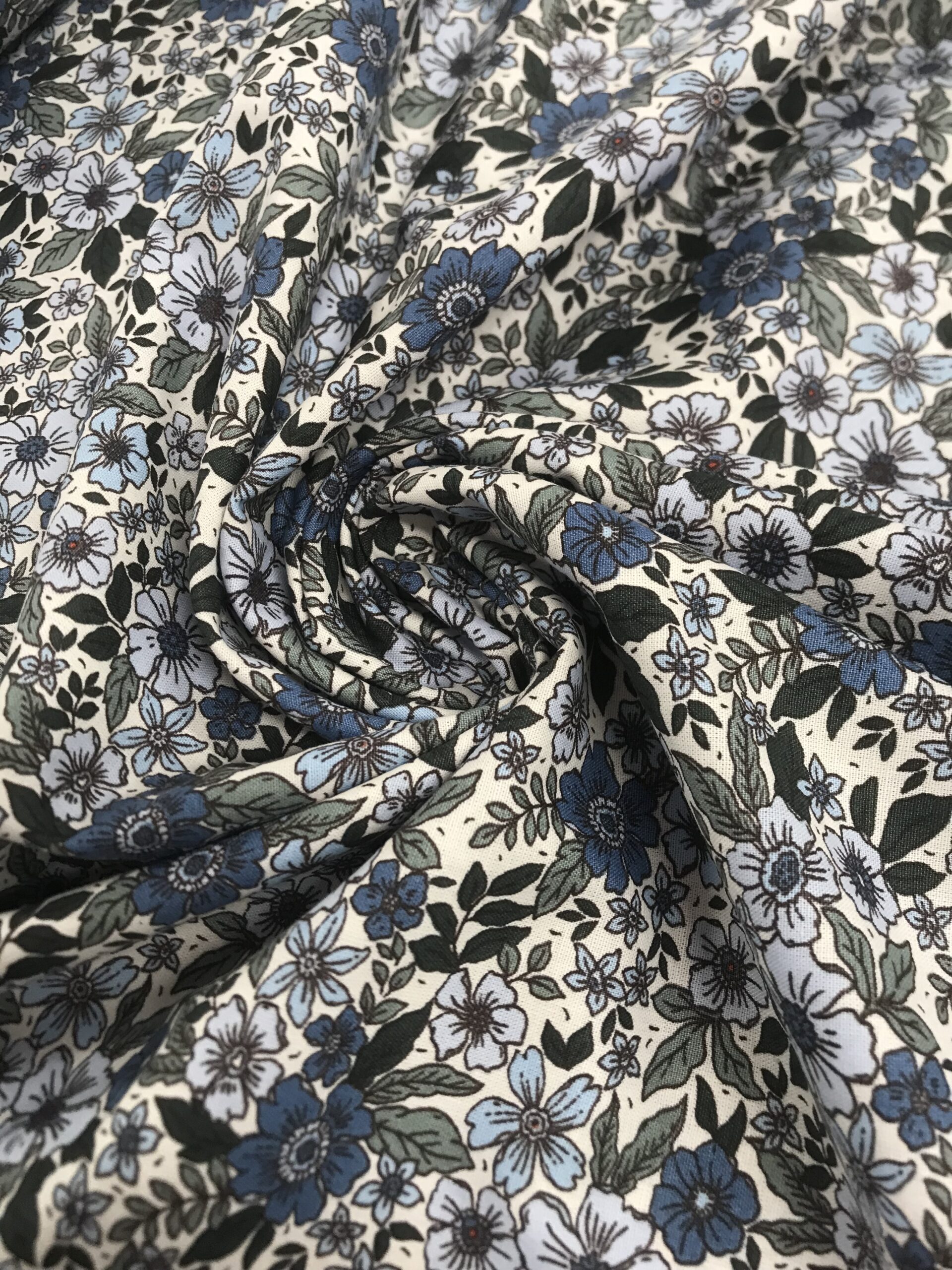 Liberty flores grandes azul