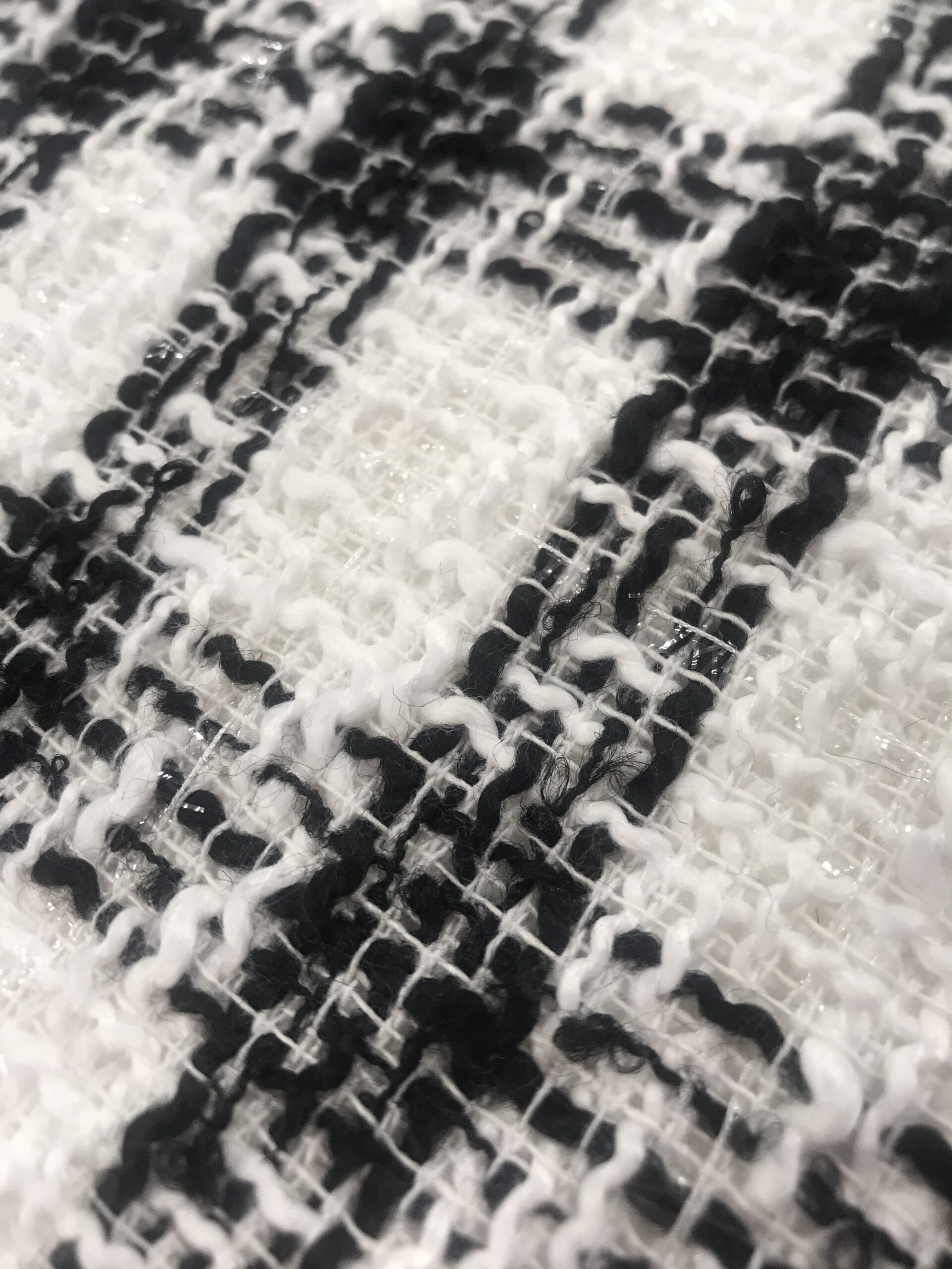 Chanel tweed cuadro blanco/negro