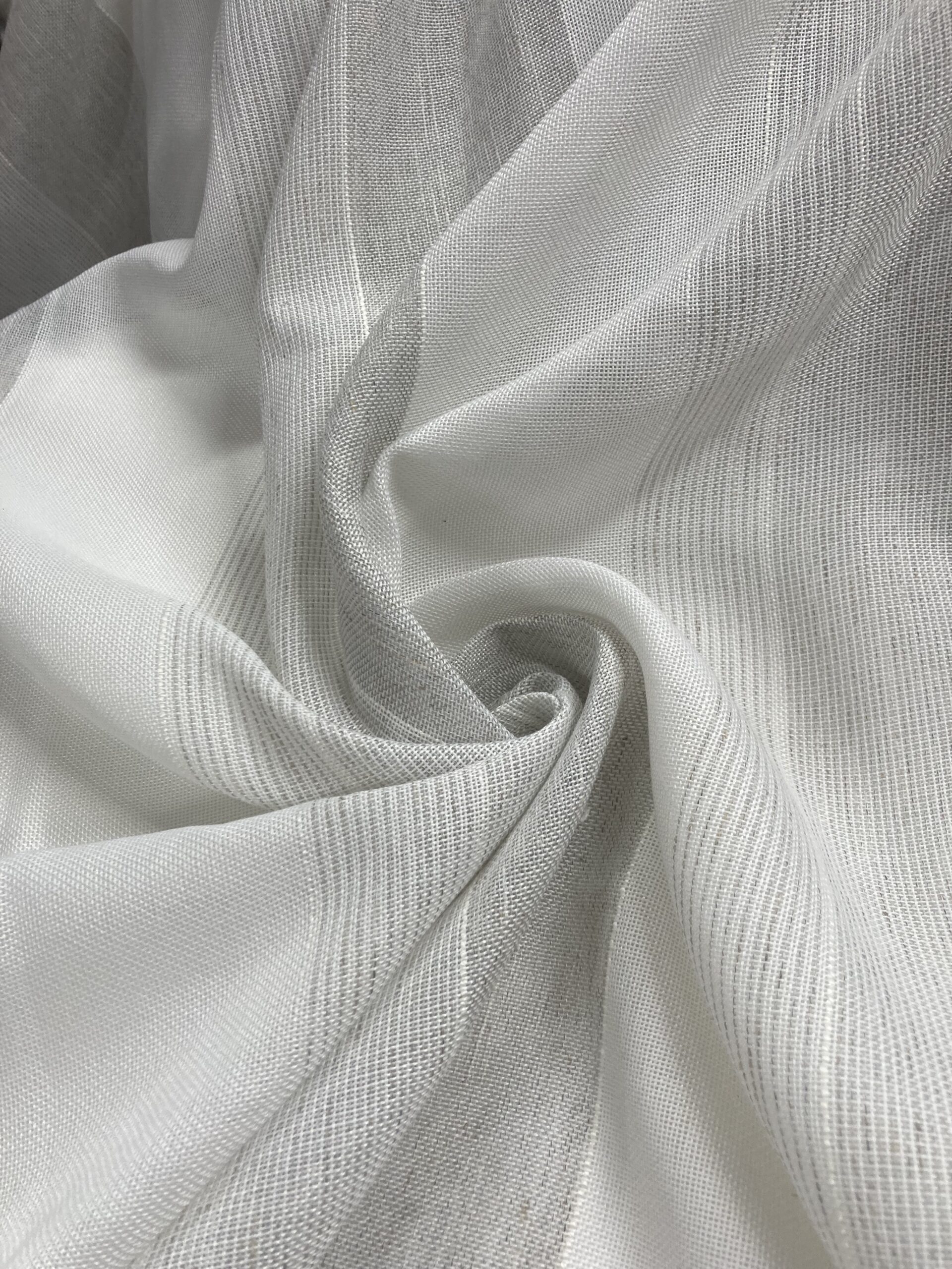 Visillo blanco 640 Líneas Silver