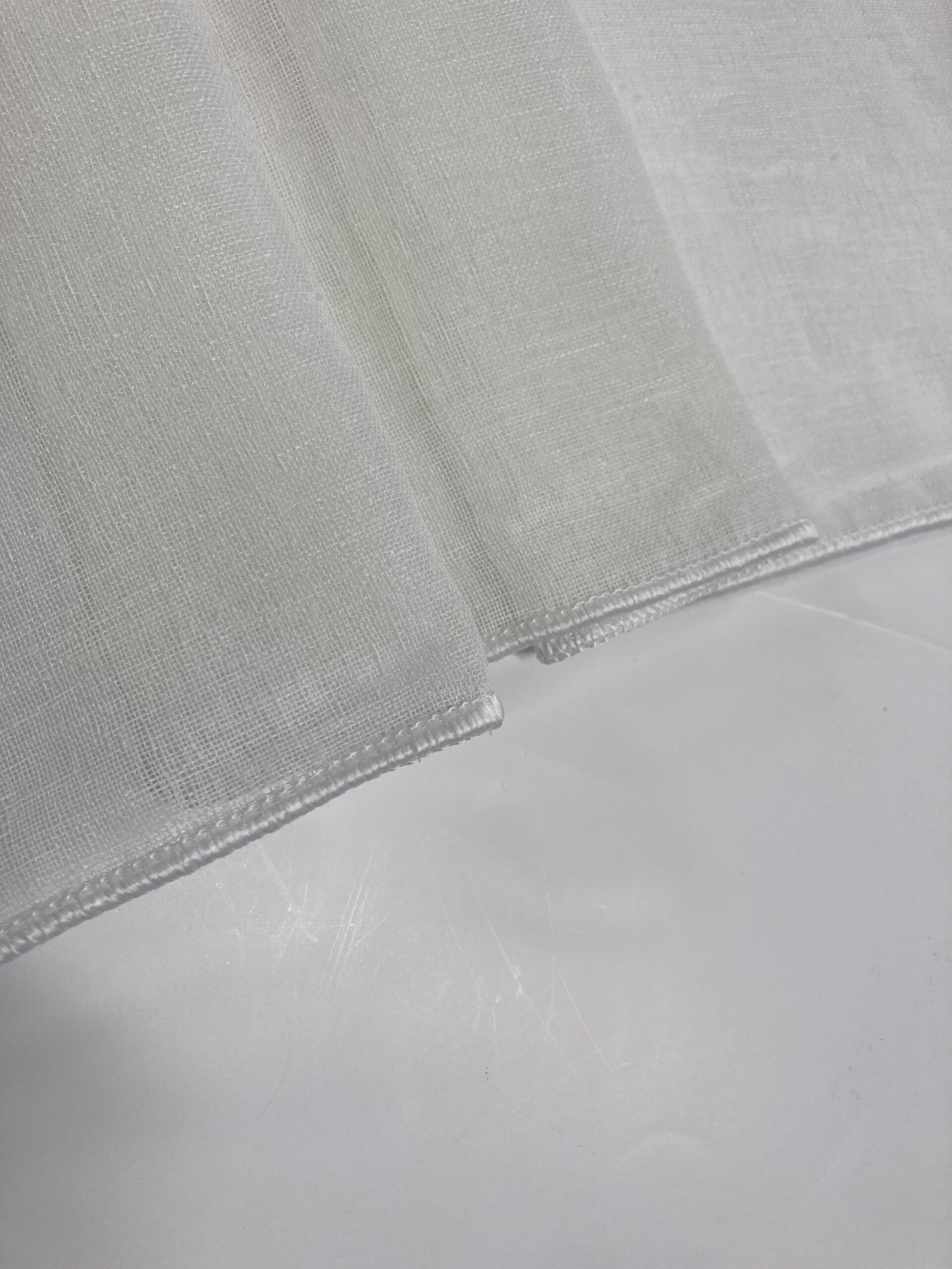 Visillo Marte color natural plomo