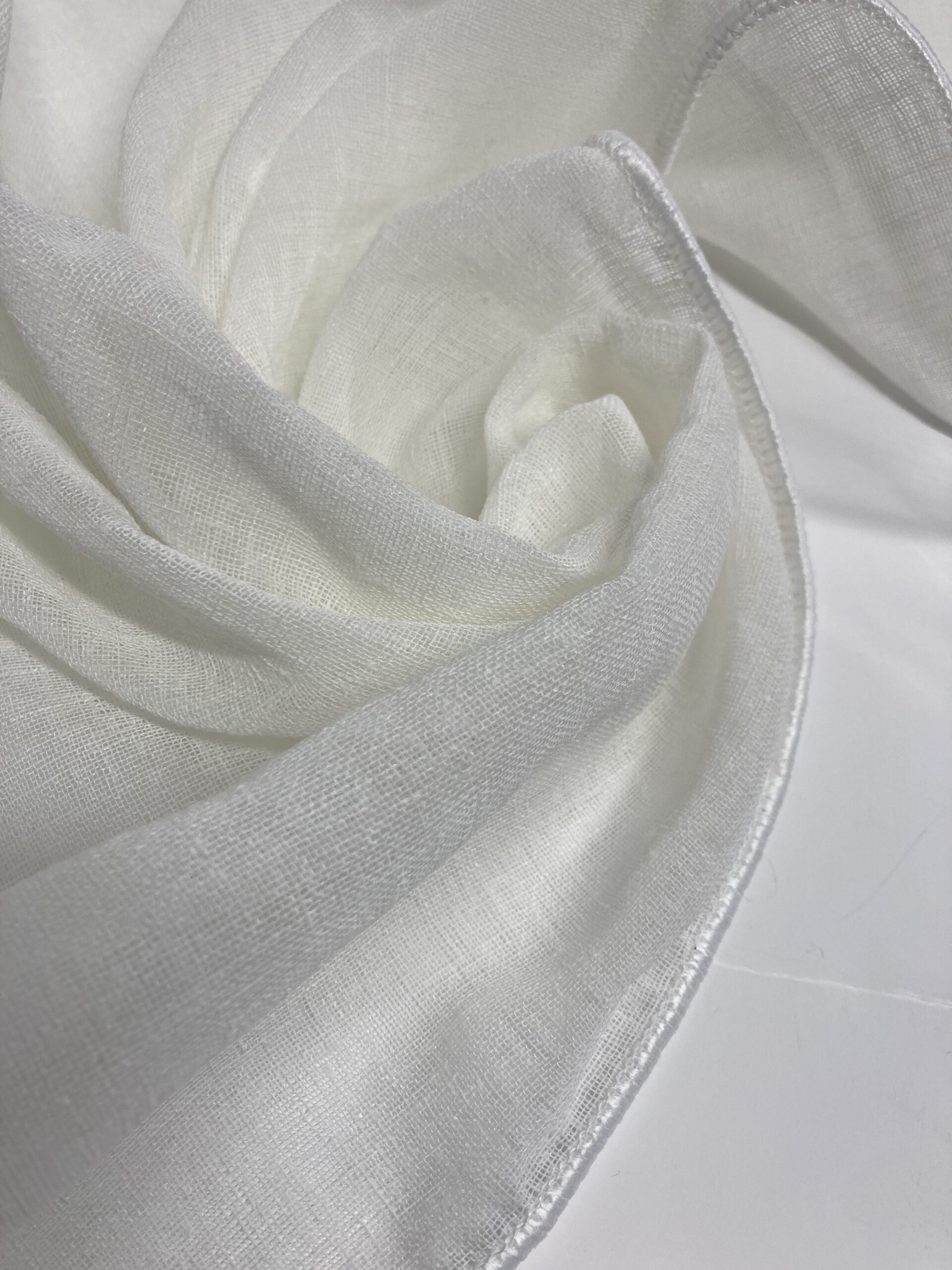 Visillo Marte color natural plomo