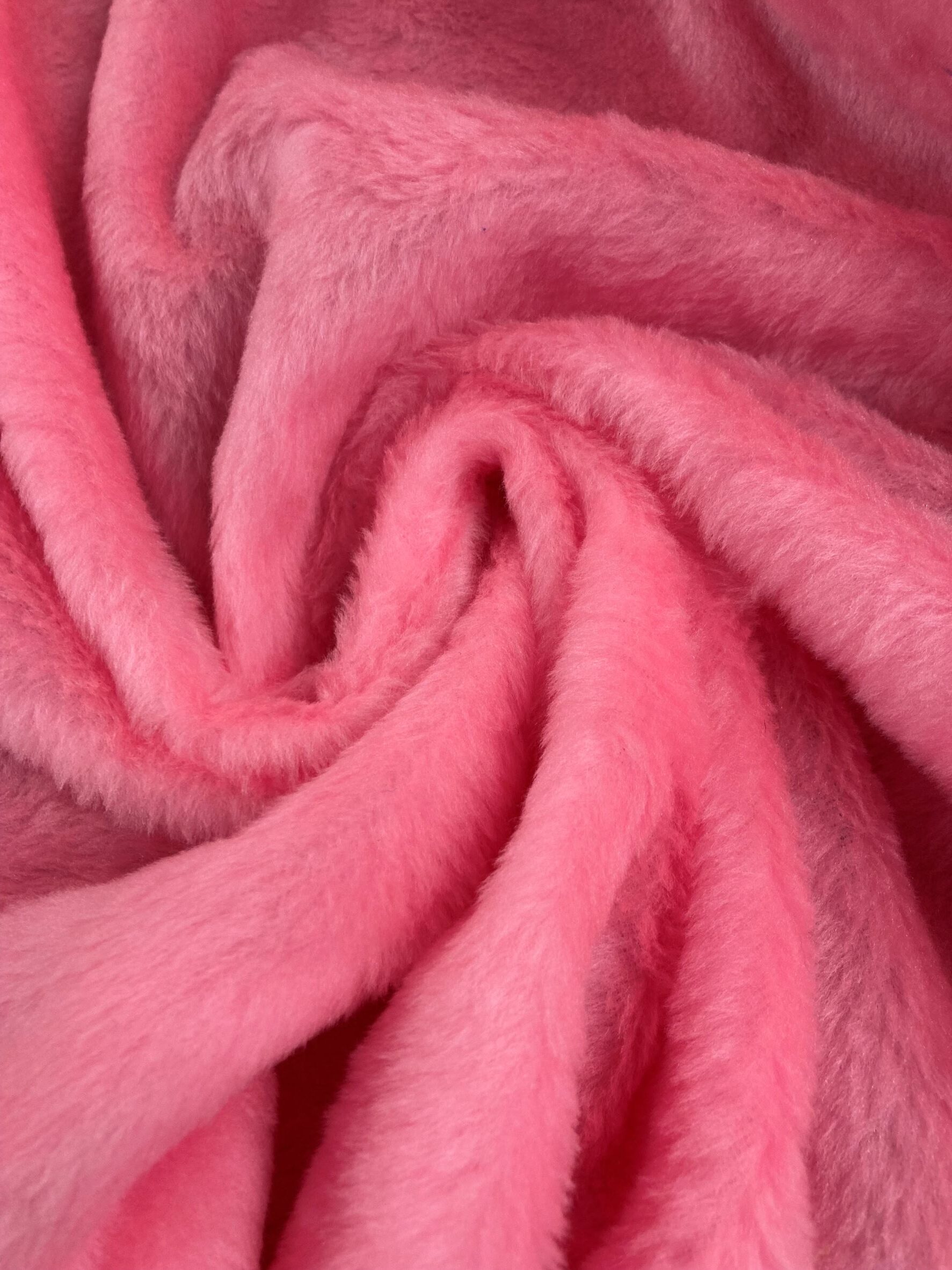 Pelo corto rosa chicle-