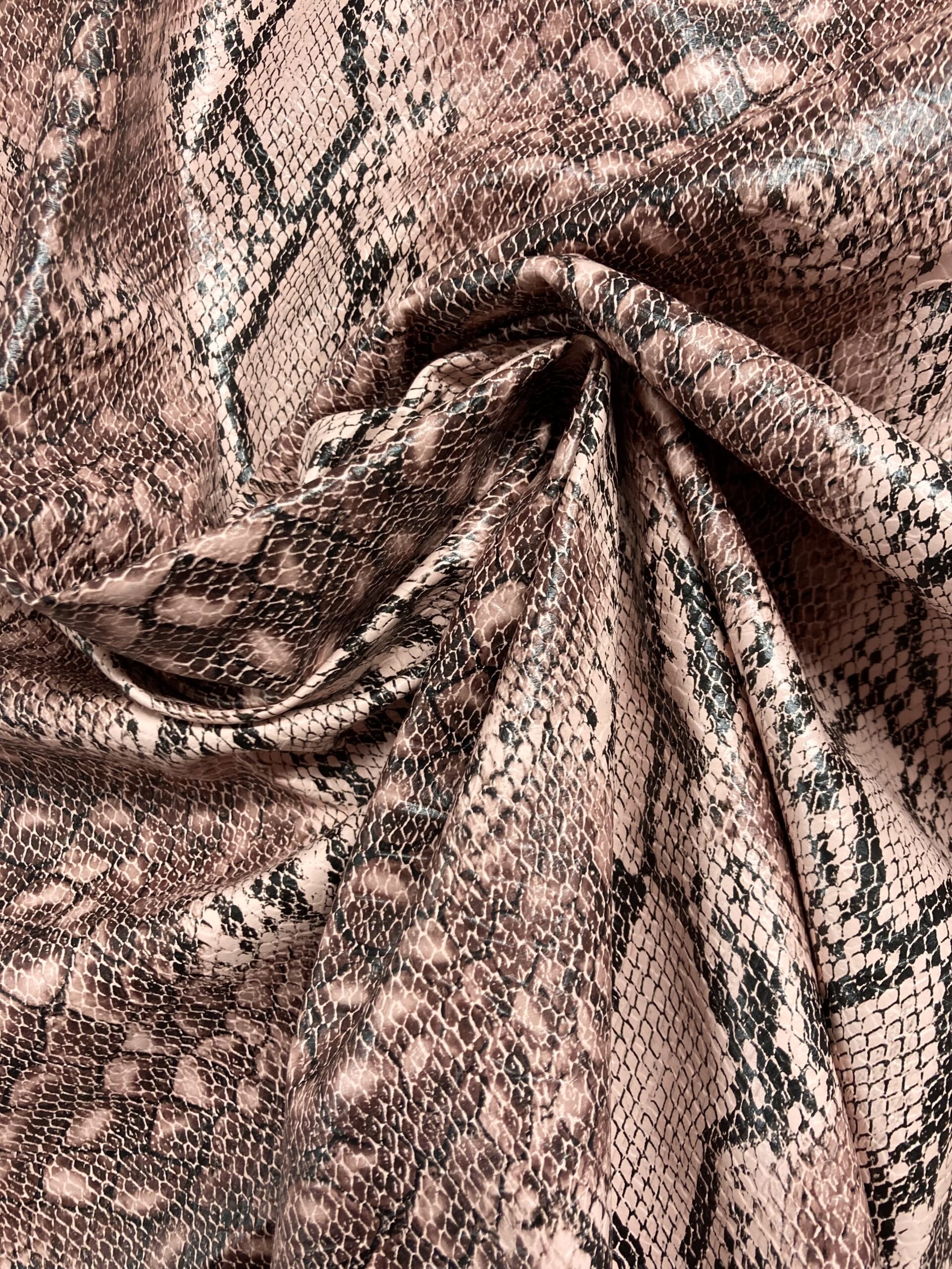 Polipiel animal print maquillaje