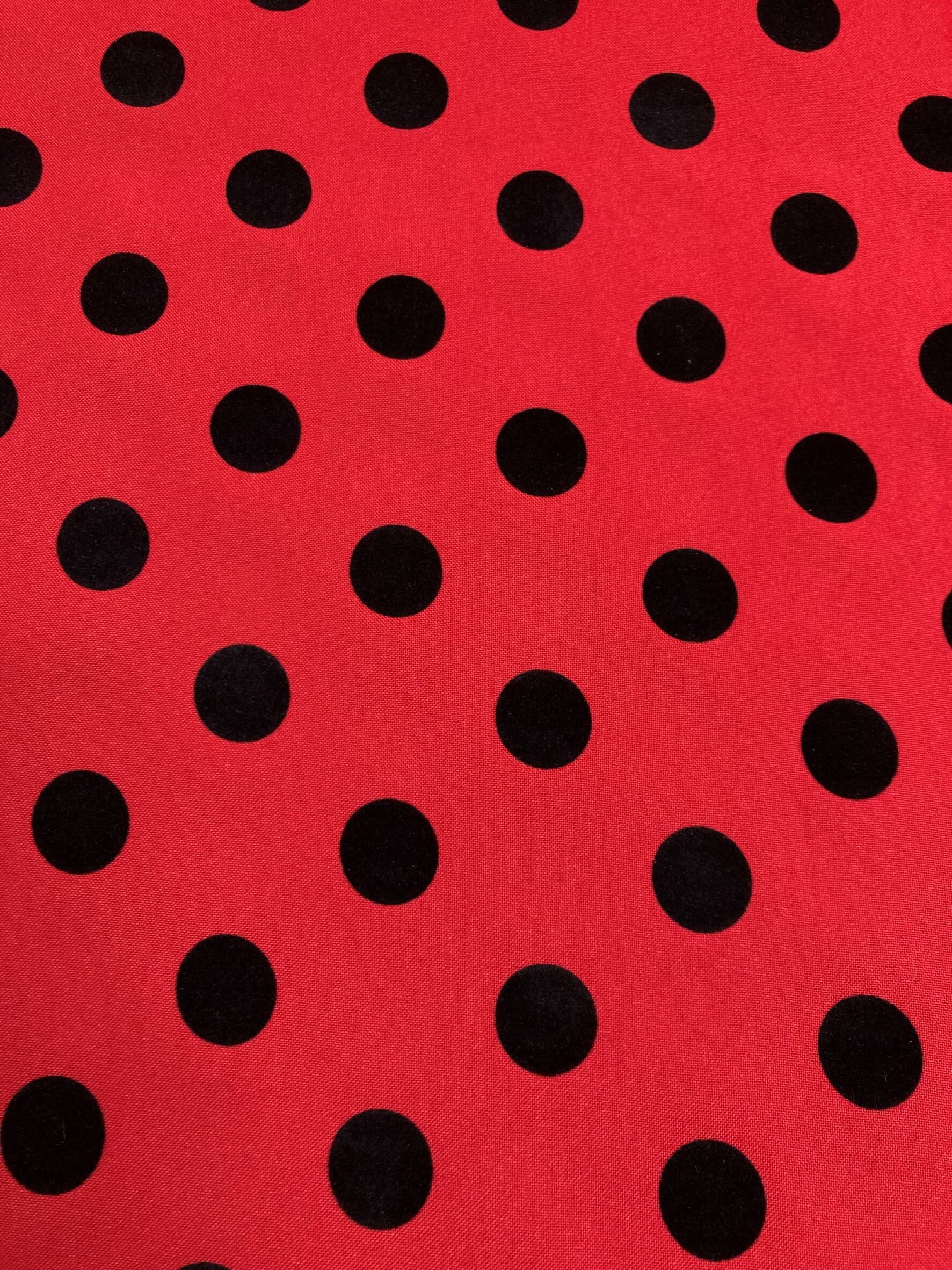 Strech rojo lunar flocado terciopelo negro*