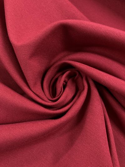 Loneta lisa tintada burdeos