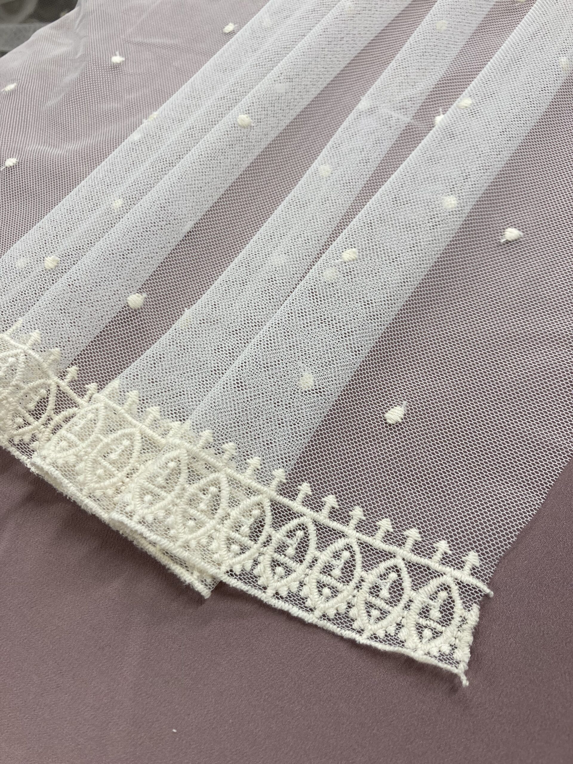 Tul bordado Vera Beig