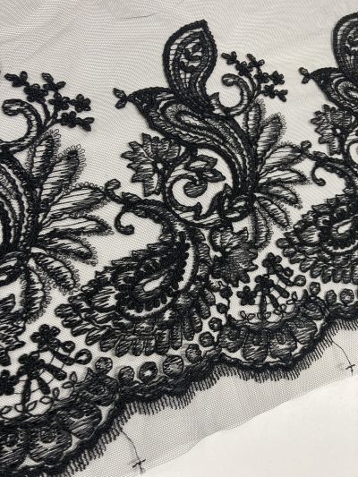 Tul bordado Grani 28 cm negro*