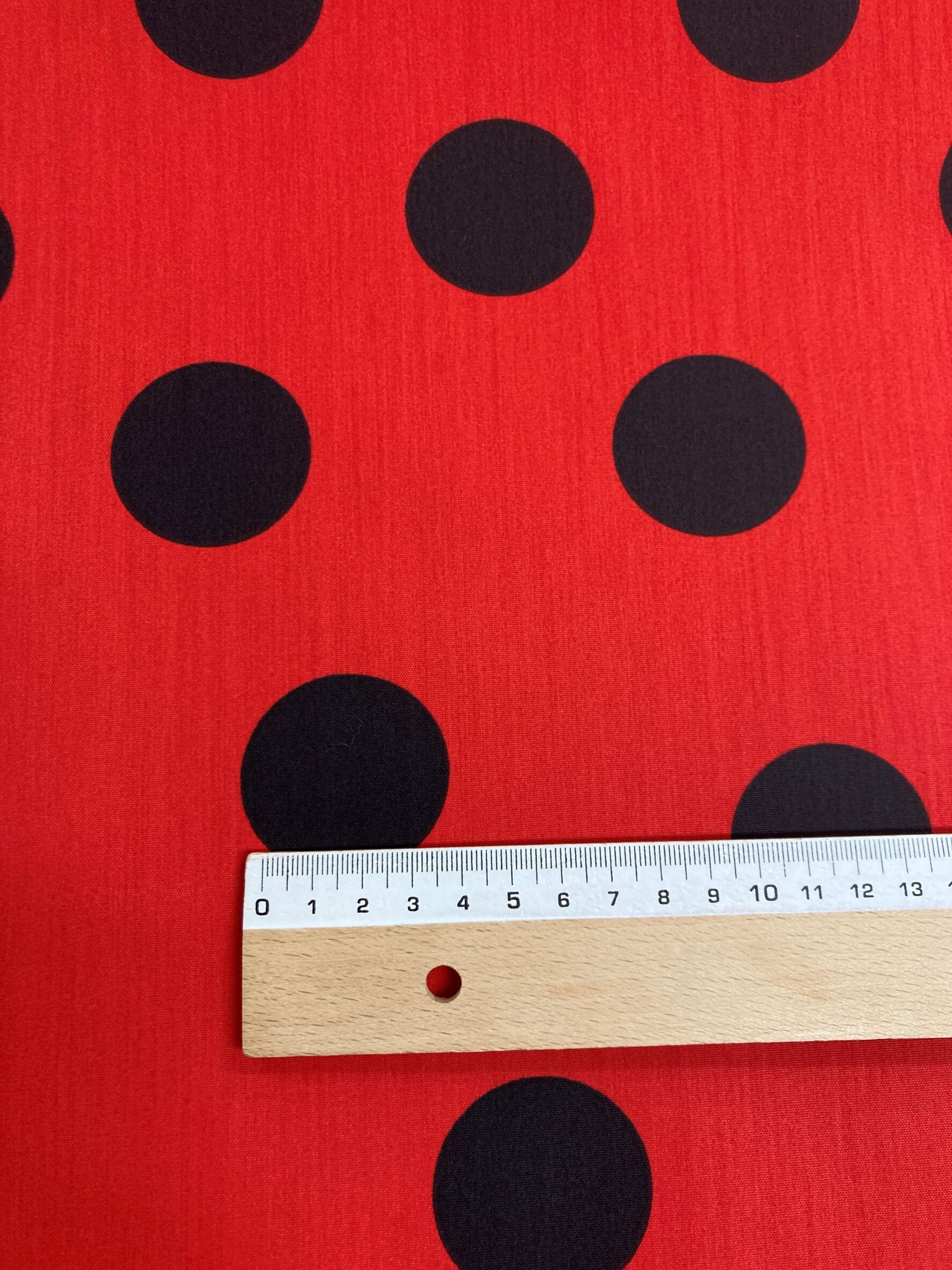 Popelín flamenca lunar negro f.rojo "oreo"