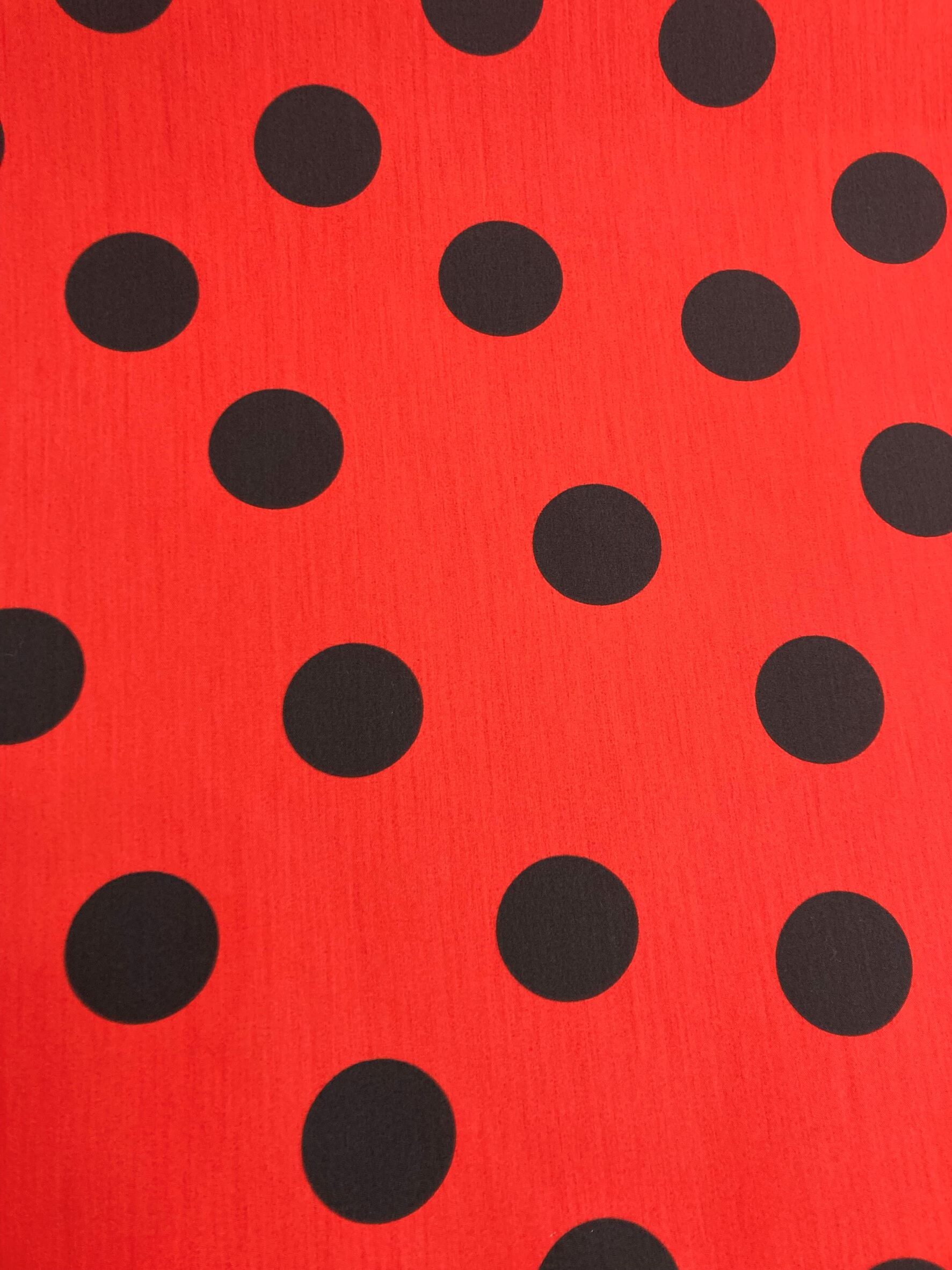 Popelín flamenca lunar negro f.rojo "oreo"