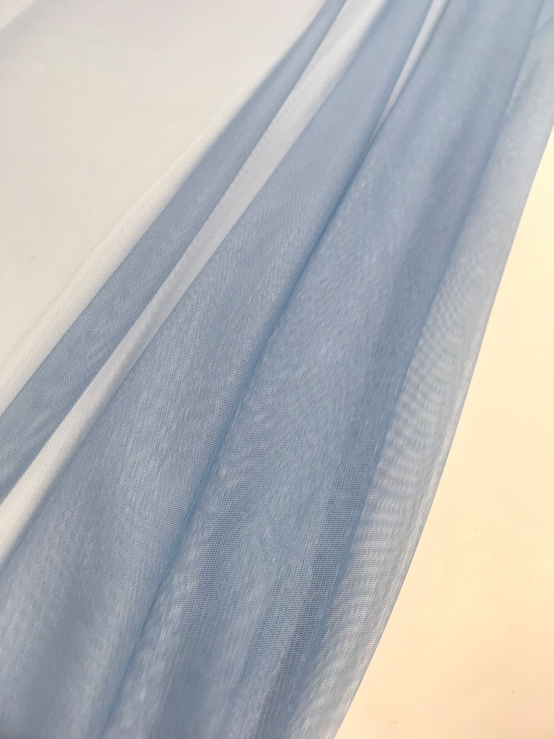 Tul Suave Caído Azul empolvado