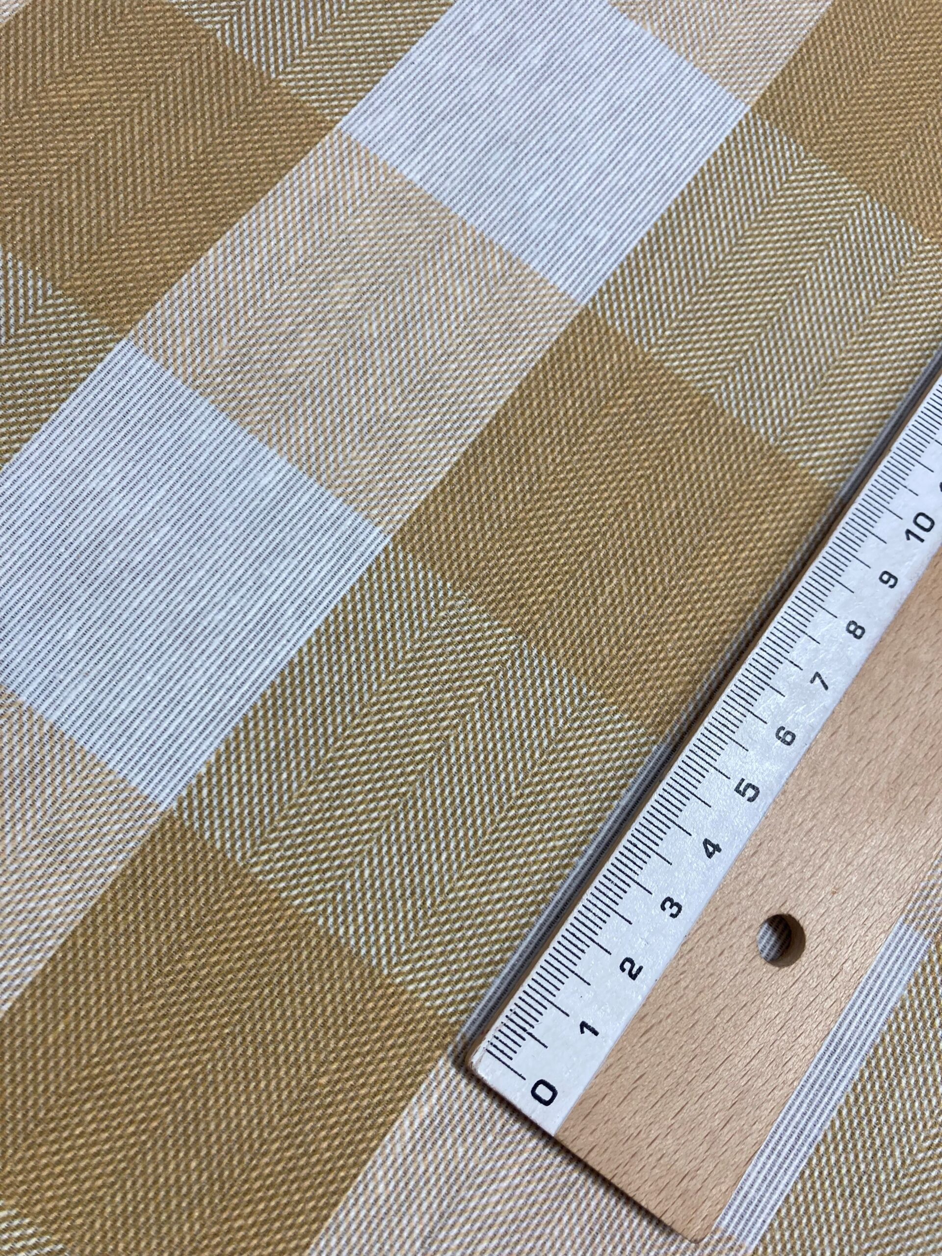 Mantelería Anti-Manchas Resinada Cuadros