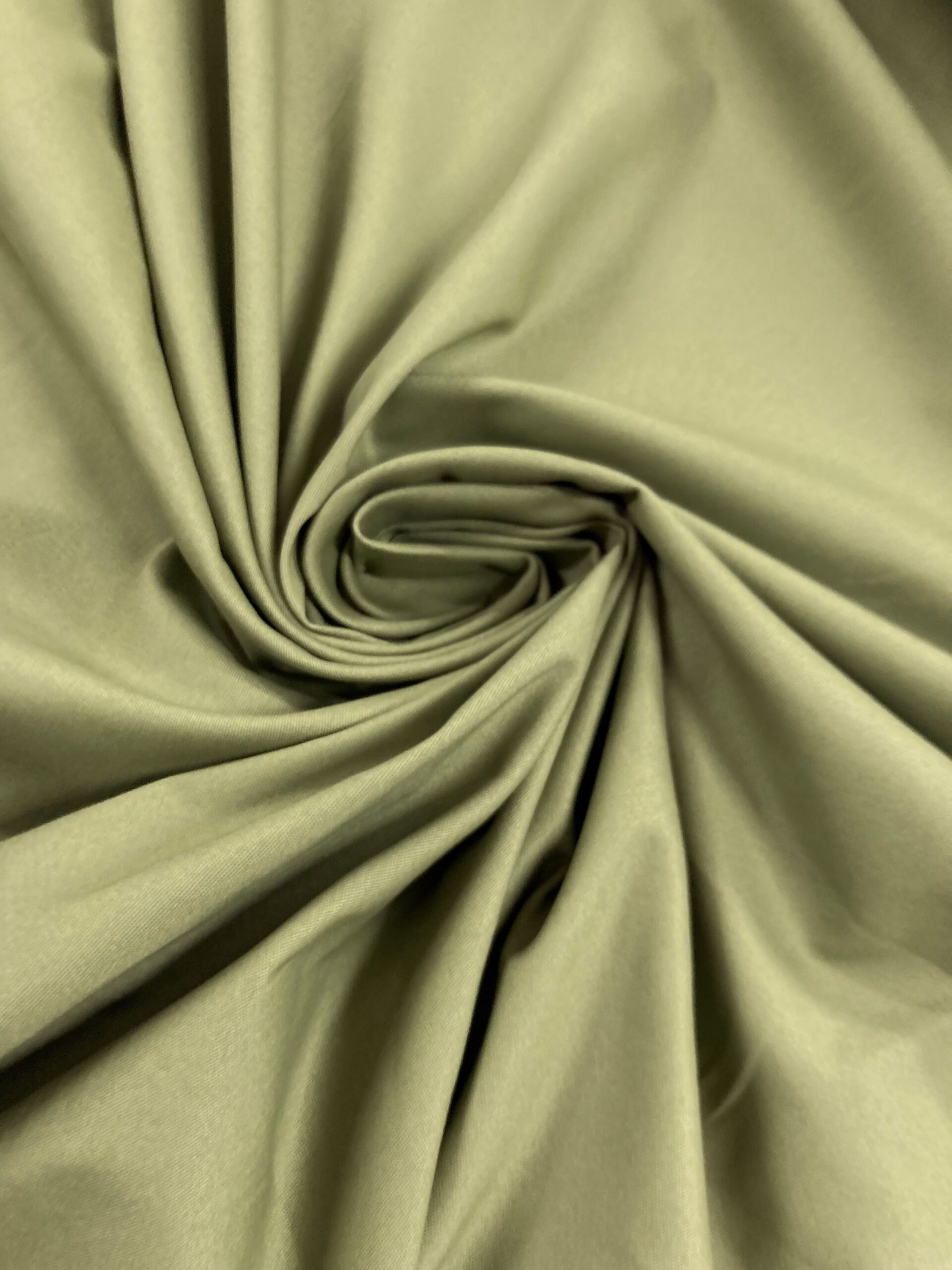 Gabardina elástica docker verde