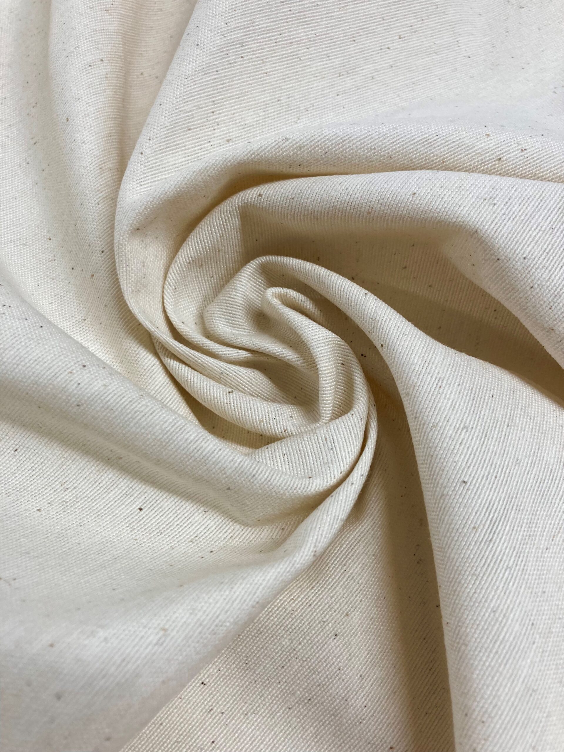 Loneta resinada cruda