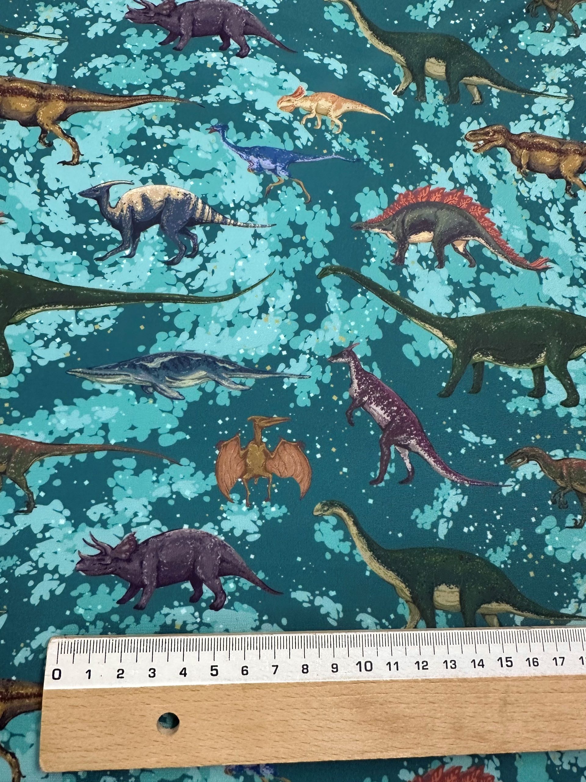 Licra dinosaurios UPF50+