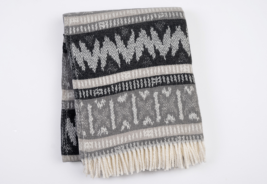 Manta Plaid & Pie de Cama EUROMANT